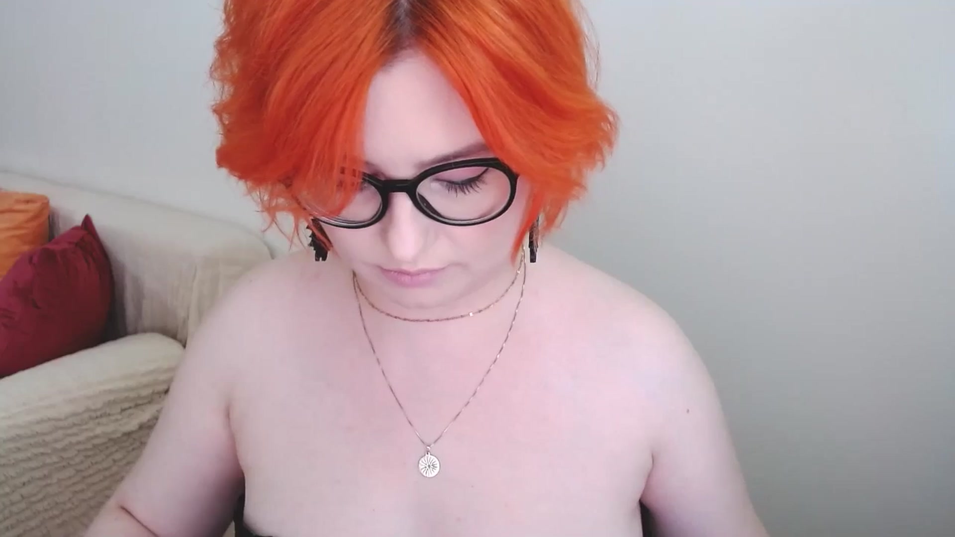 Gallery image thumbnail from EvaStar19's myfreecams stream on, 07/22/2024, 11:49 image 9 of 20