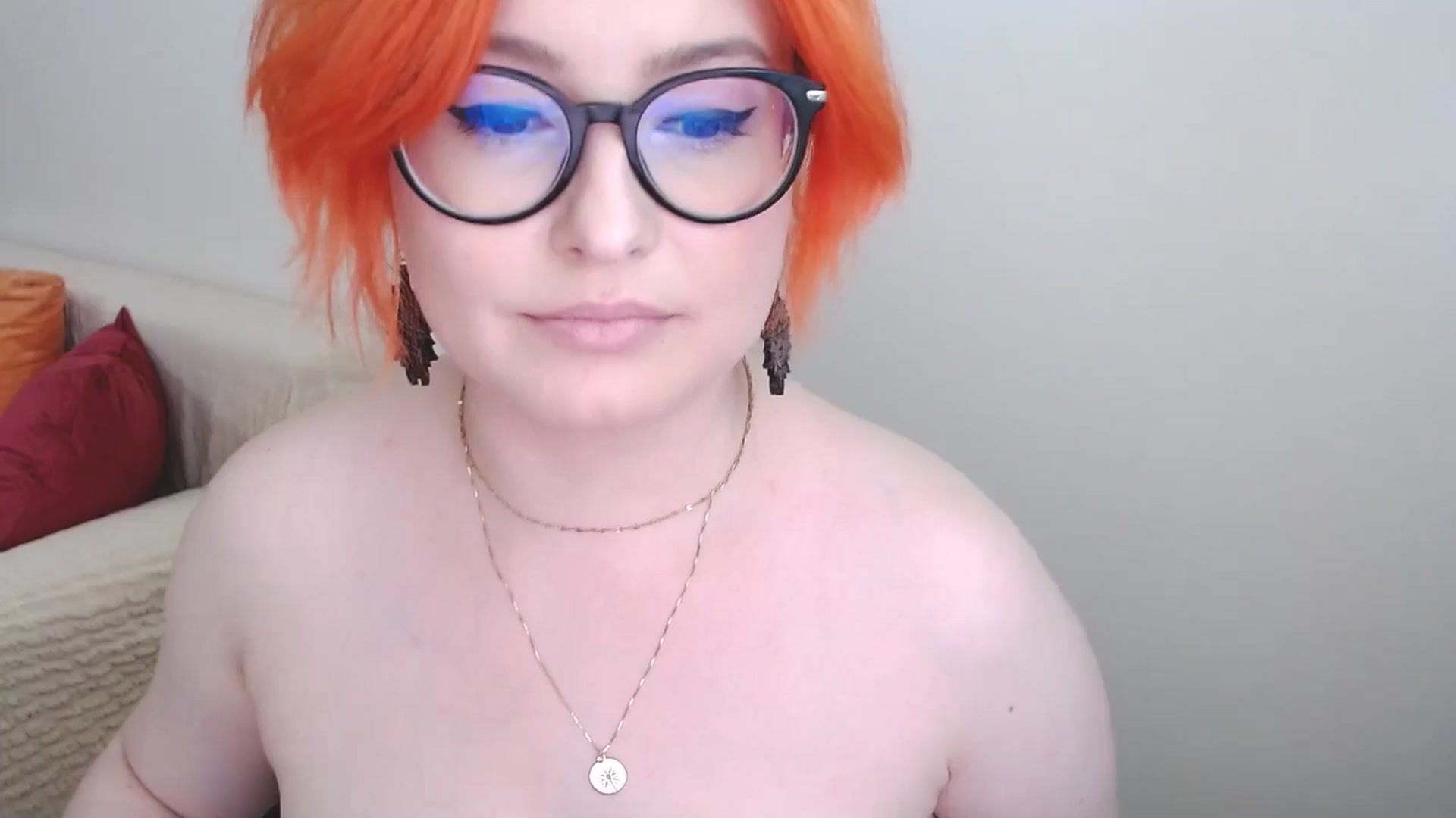Gallery image thumbnail from EvaStar19's myfreecams stream on, 07/22/2024, 13:19 image 16 of 20