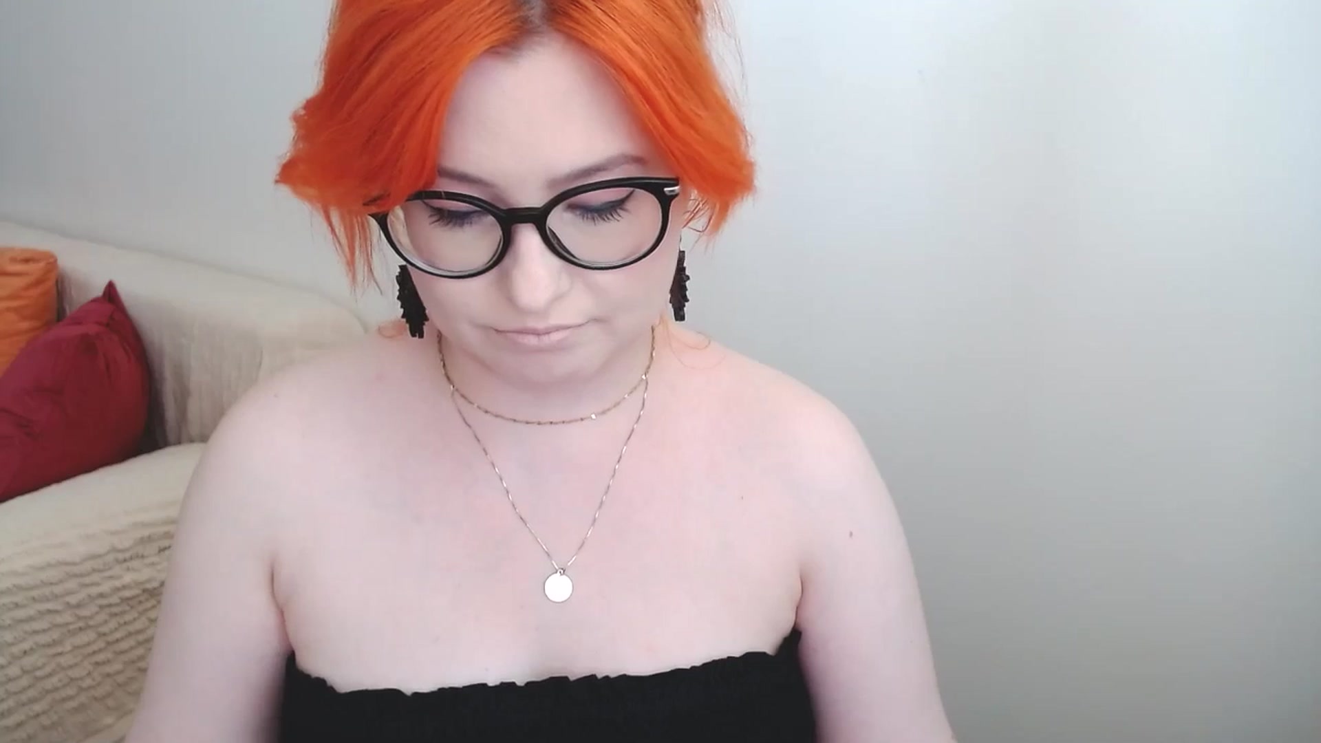 Gallery image thumbnail from EvaStar19's myfreecams stream on, 07/22/2024, 15:12 image 6 of 20