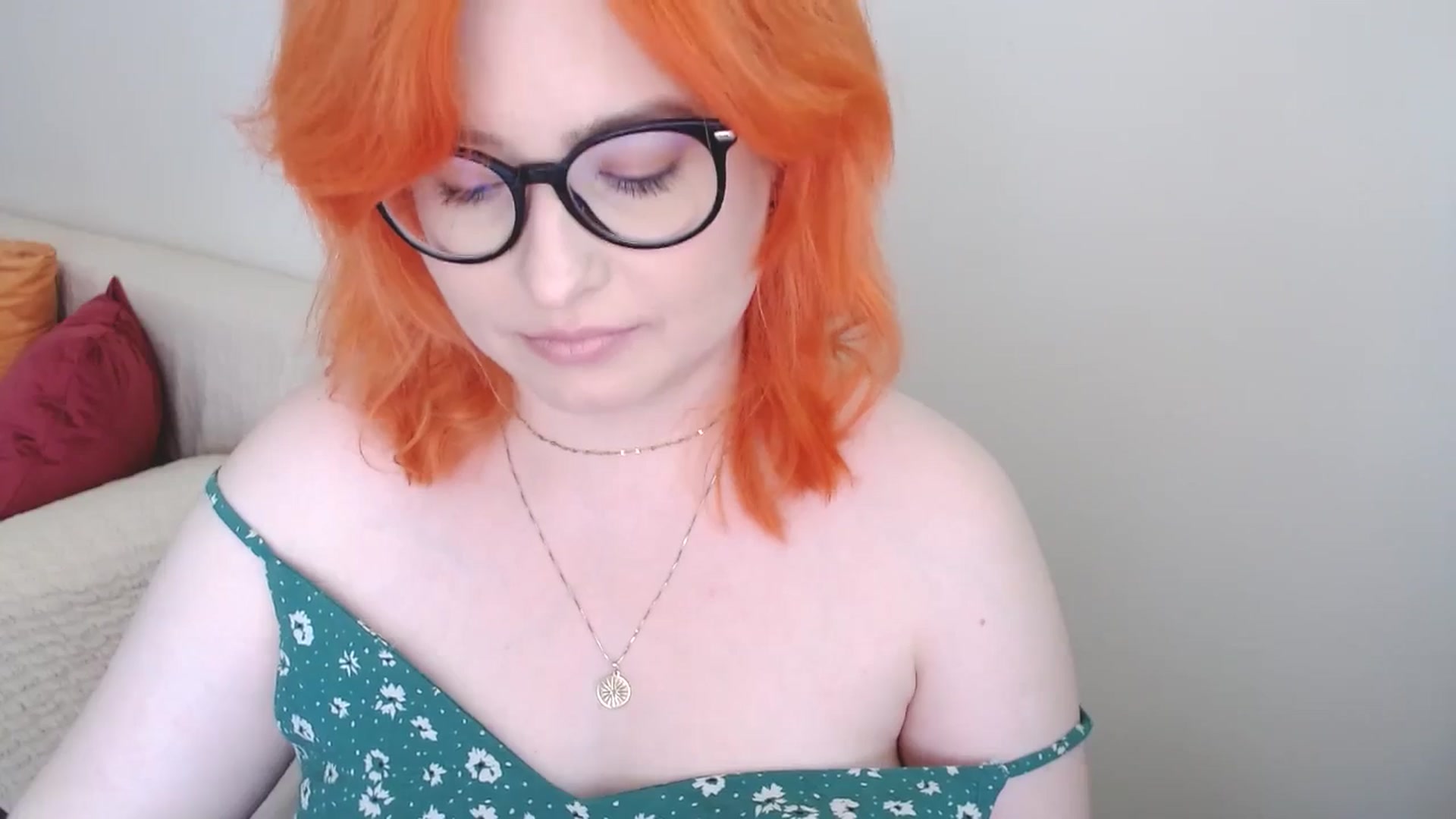Gallery image thumbnail from EvaStar19's myfreecams stream on, 07/29/2024, 14:06 image 10 of 20