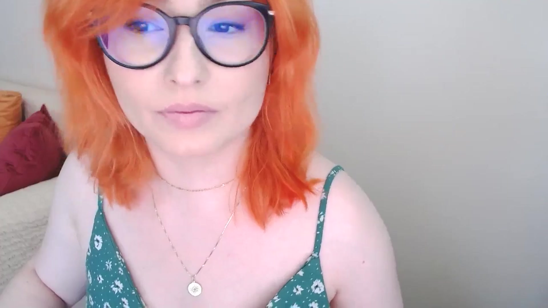 Gallery image thumbnail from EvaStar19's myfreecams stream on, 07/29/2024, 14:06 image 6 of 20