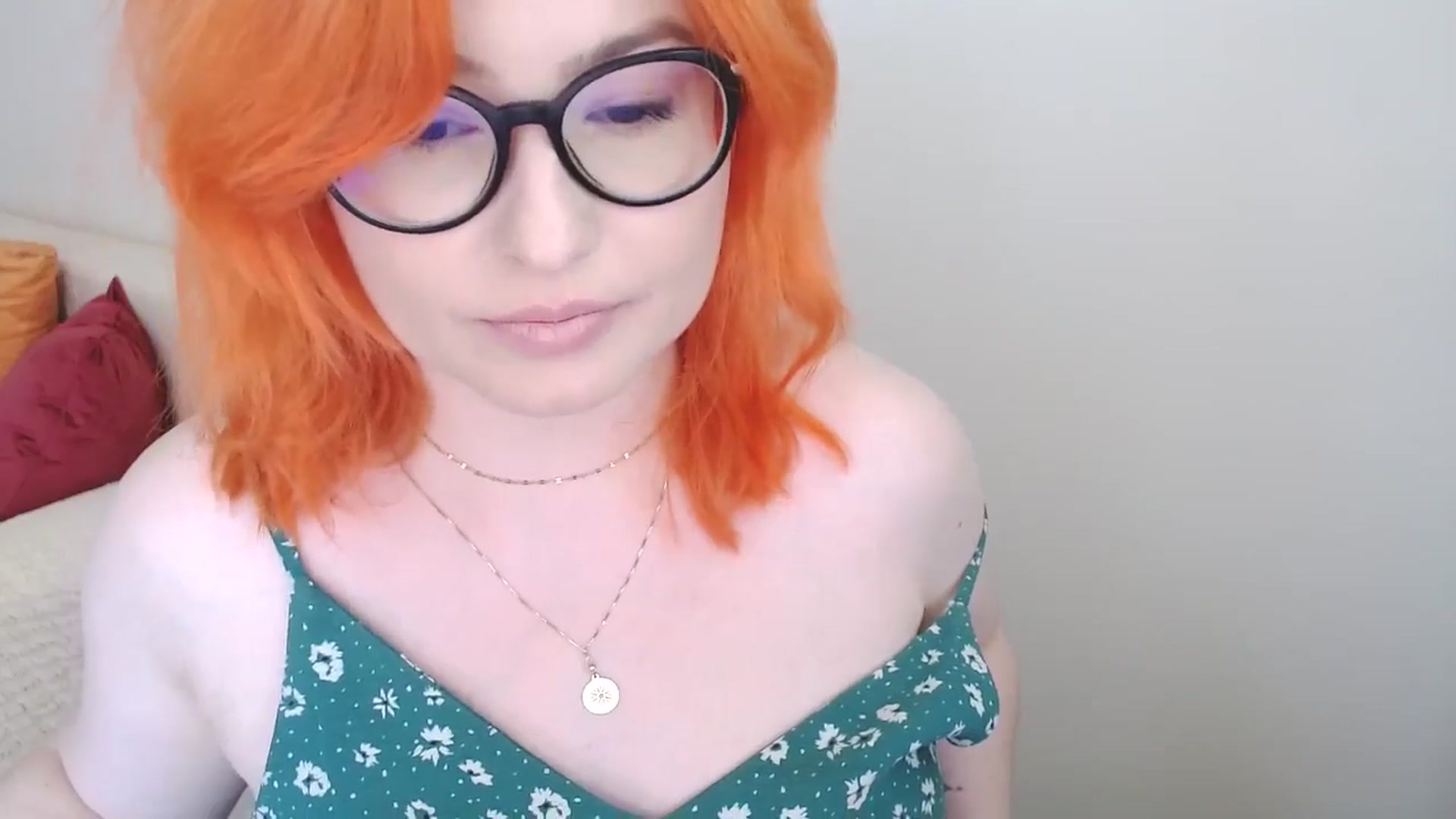 Gallery image thumbnail from EvaStar19's myfreecams stream on, 07/29/2024, 14:06 image 16 of 20