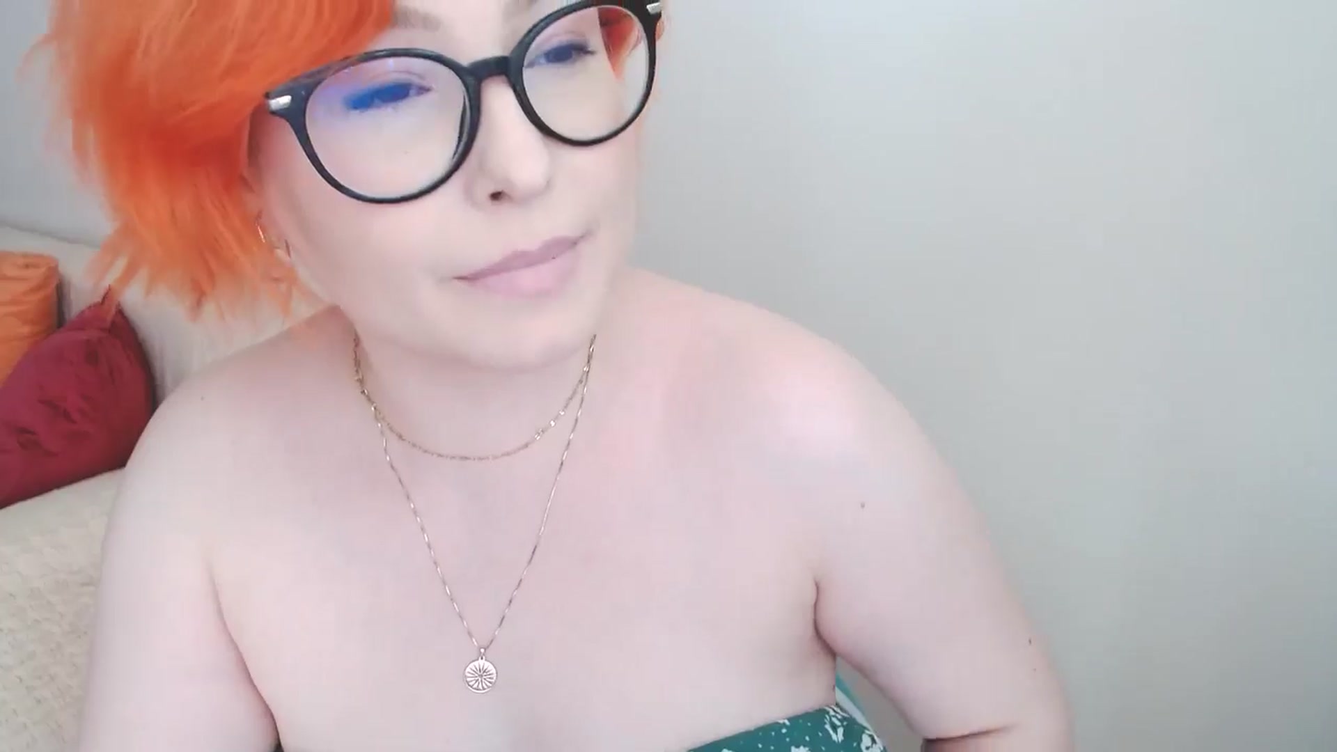 Gallery image thumbnail from EvaStar19's myfreecams stream on, 07/29/2024, 16:06 image 3 of 20