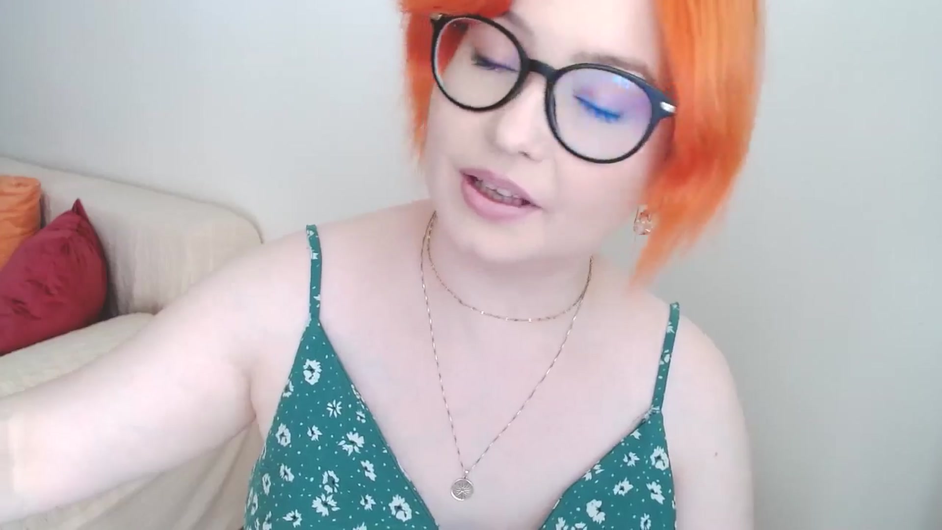 Gallery image thumbnail from EvaStar19's myfreecams stream on, 07/29/2024, 16:06 image 15 of 20