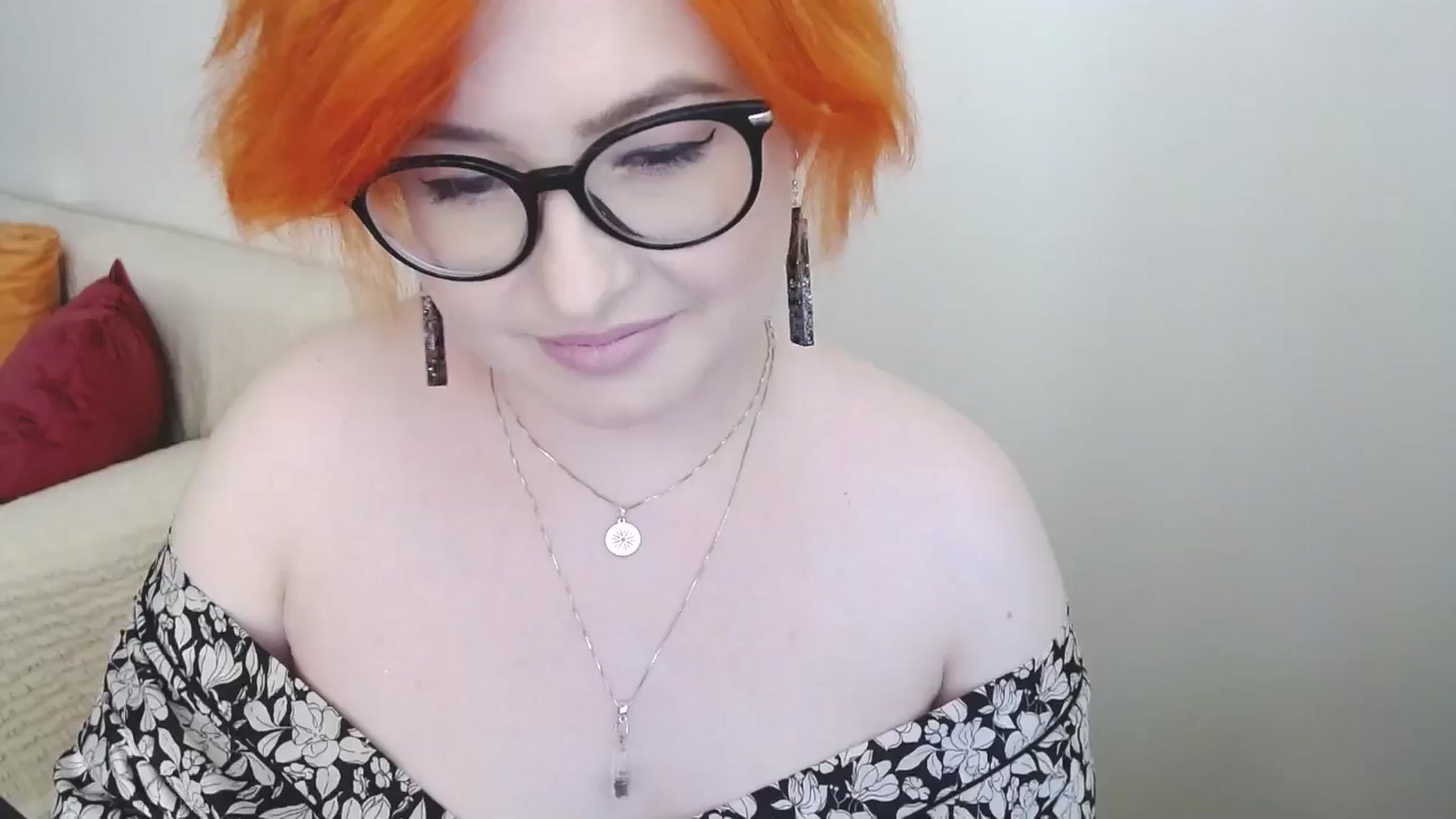 Gallery image thumbnail from EvaStar19's myfreecams stream on, 07/31/2024, 16:23 image 20 of 20