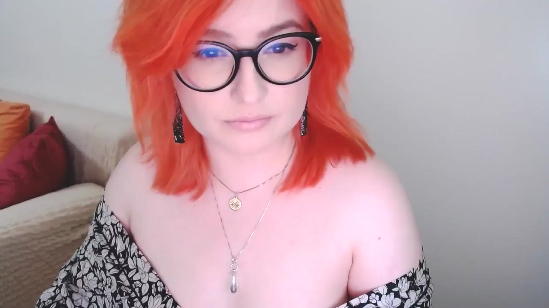 Gallery image thumbnail from EvaStar19's myfreecams stream on, 07/31/2024, 17:33 image 1 of 20