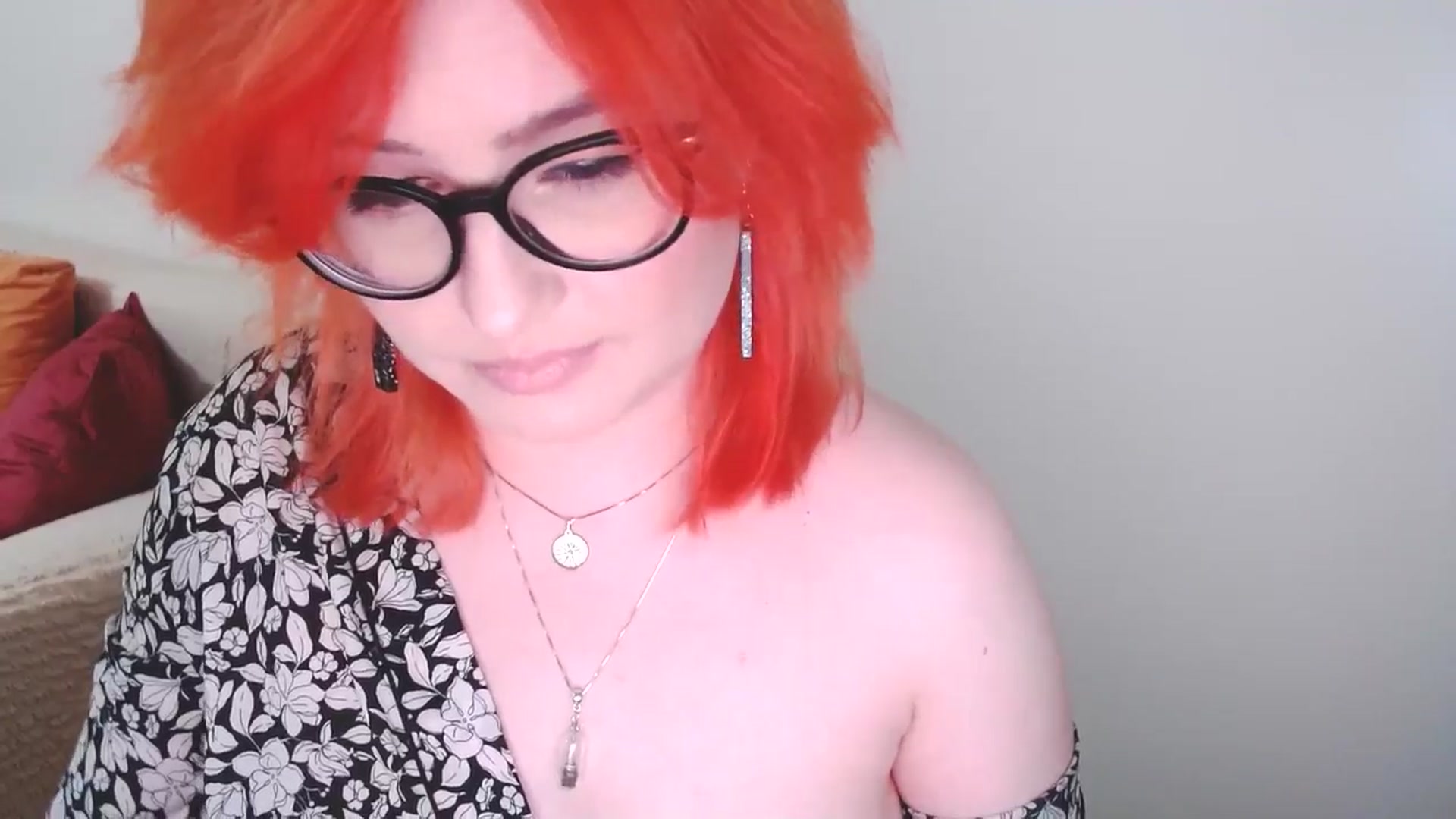 Gallery image thumbnail from EvaStar19's myfreecams stream on, 07/31/2024, 17:33 image 20 of 20