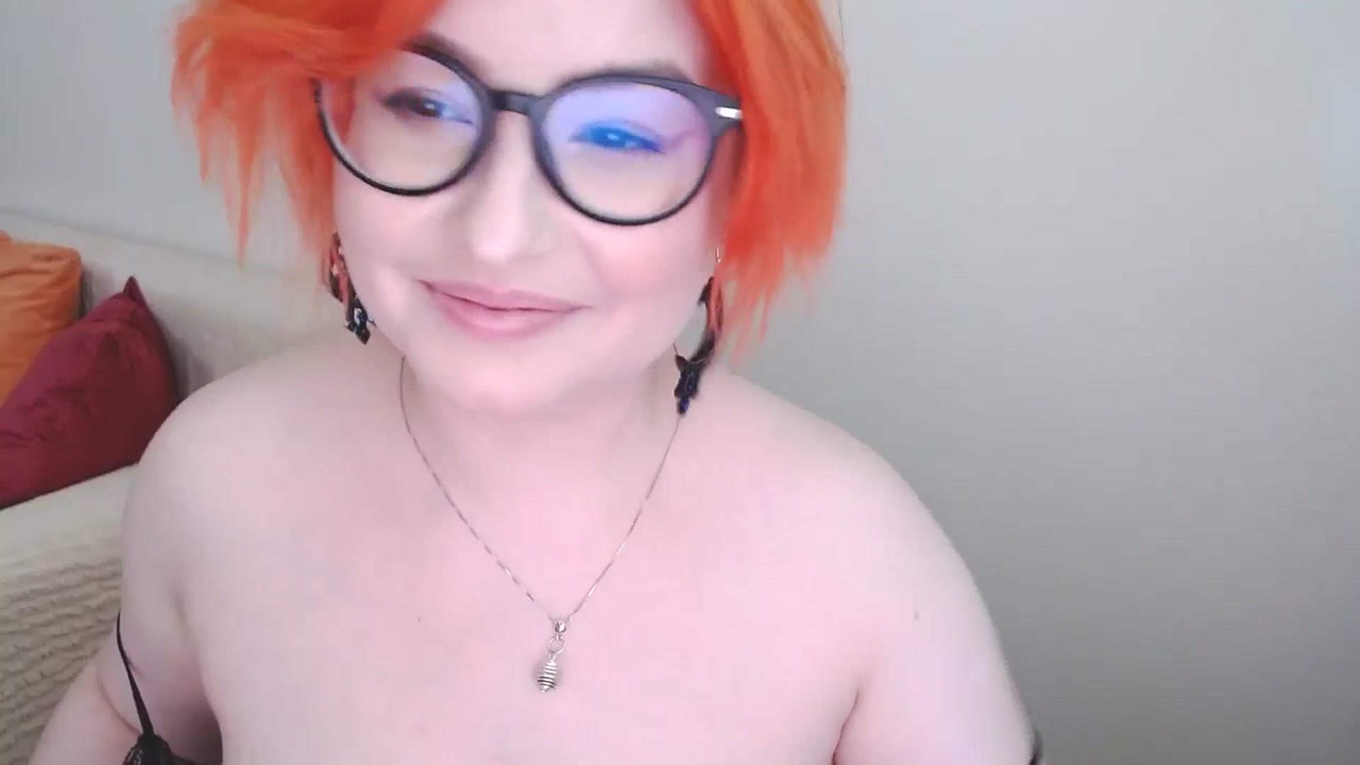 Gallery image thumbnail from EvaStar19's myfreecams stream on, 08/03/2024, 13:21 image 15 of 20
