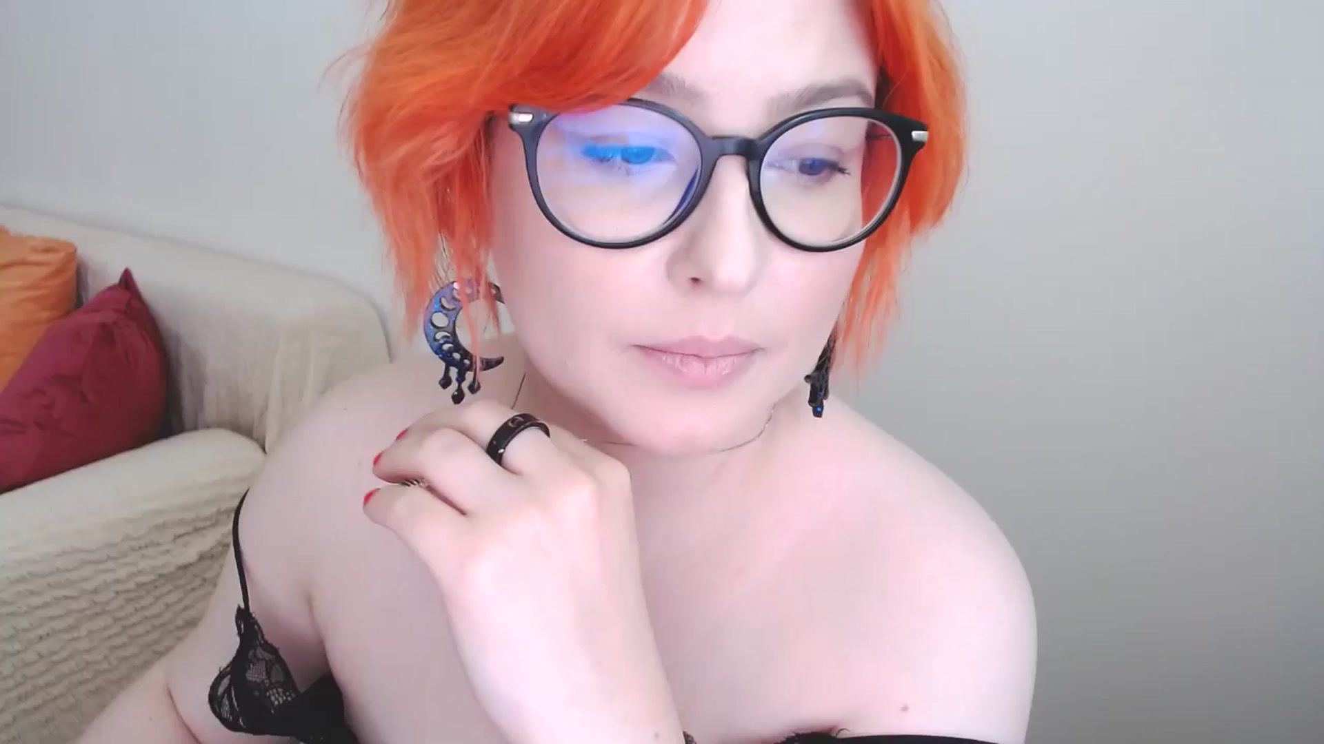 Gallery image thumbnail from EvaStar19's myfreecams stream on, 08/03/2024, 14:15 image 1 of 20