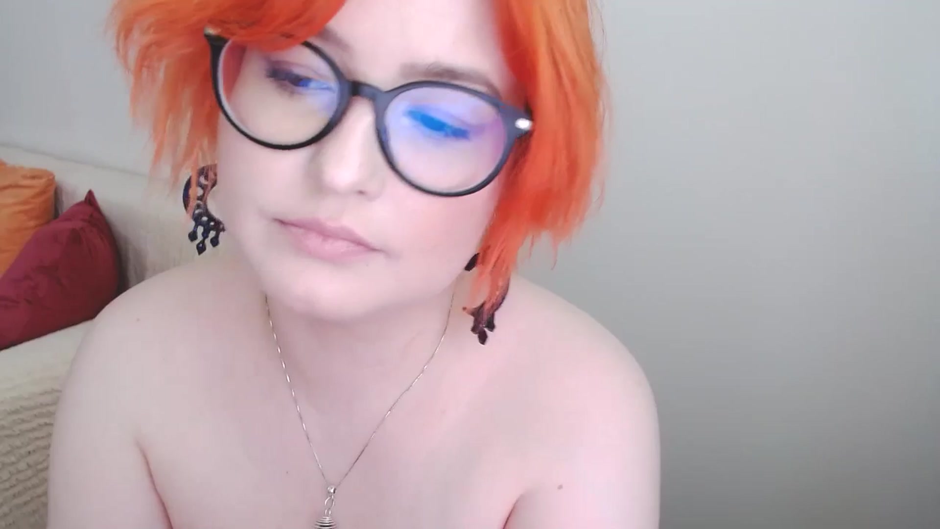 Gallery image thumbnail from EvaStar19's myfreecams stream on, 08/03/2024, 14:15 image 4 of 20
