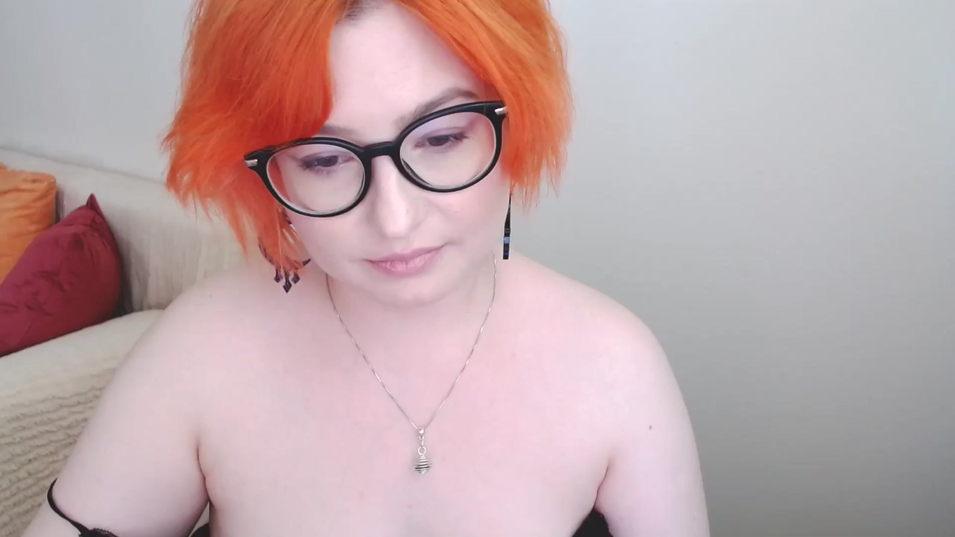 Gallery image thumbnail from EvaStar19's myfreecams stream on, 08/03/2024, 14:15 image 20 of 20