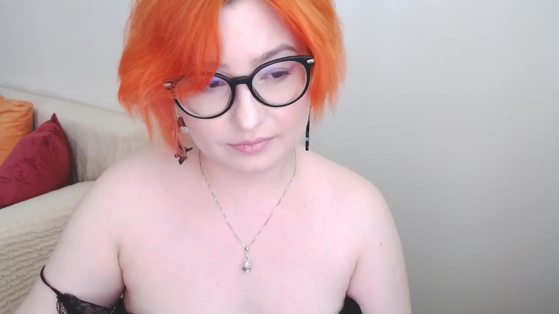Gallery image thumbnail from EvaStar19's myfreecams stream on, 08/03/2024, 14:15 image 19 of 20