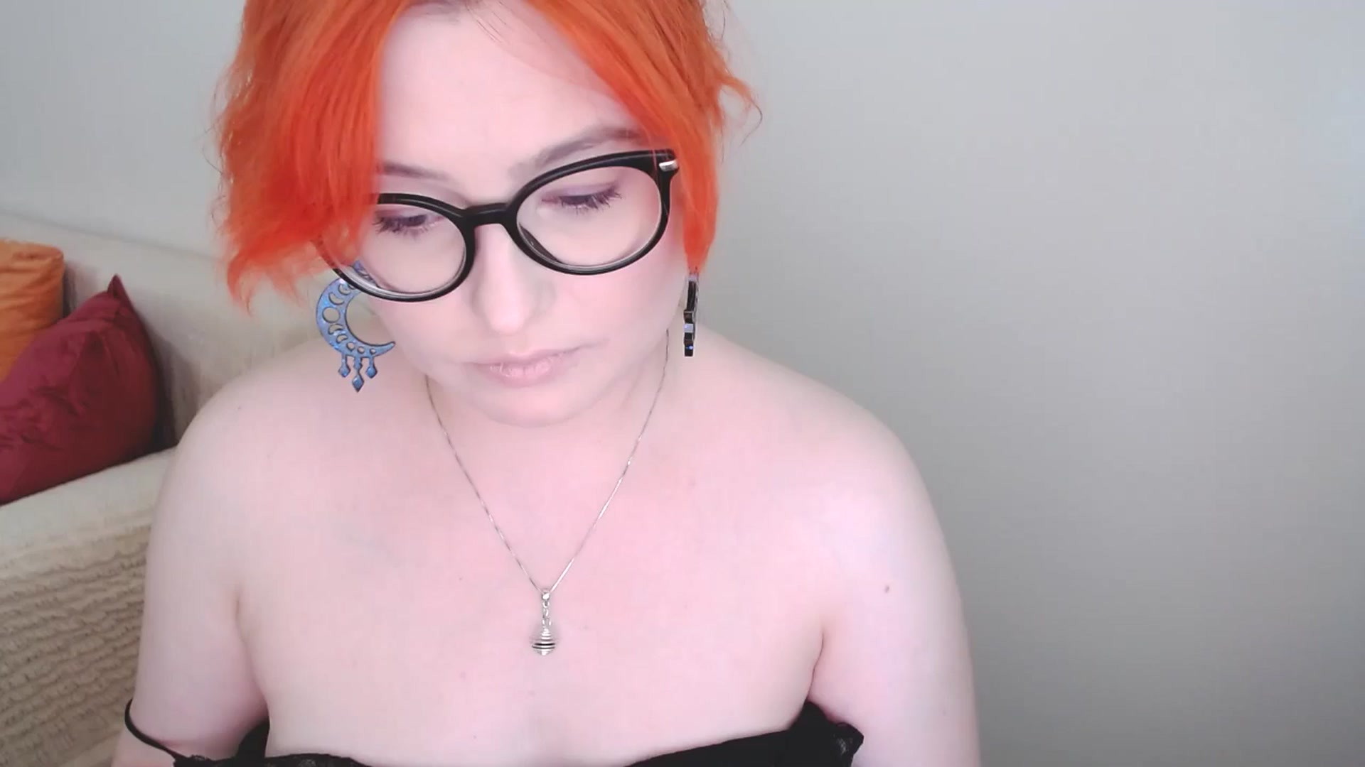 Gallery image thumbnail from EvaStar19's myfreecams stream on, 08/03/2024, 16:33 image 1 of 20