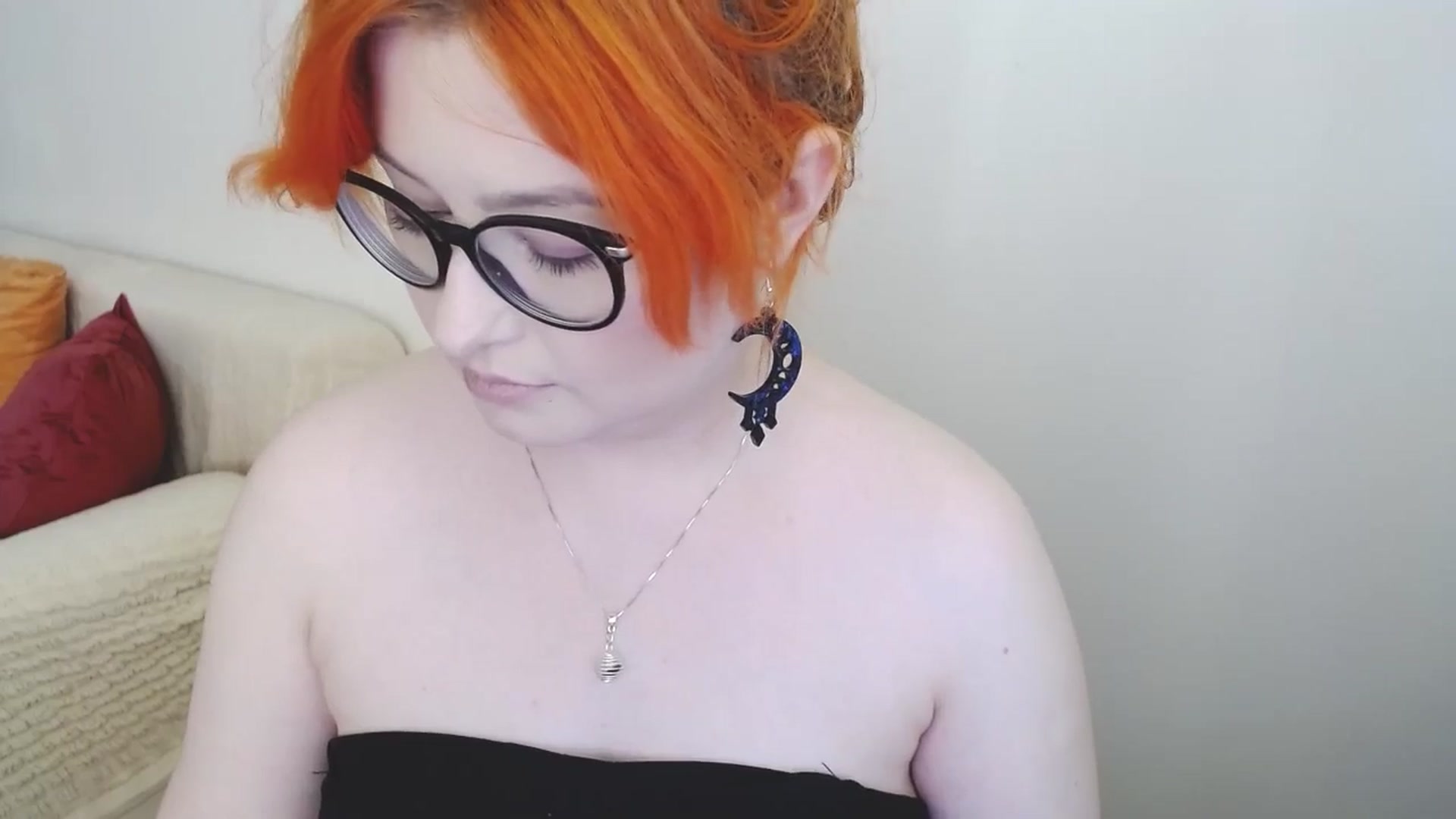 Gallery image thumbnail from EvaStar19's myfreecams stream on, 08/03/2024, 16:33 image 20 of 20