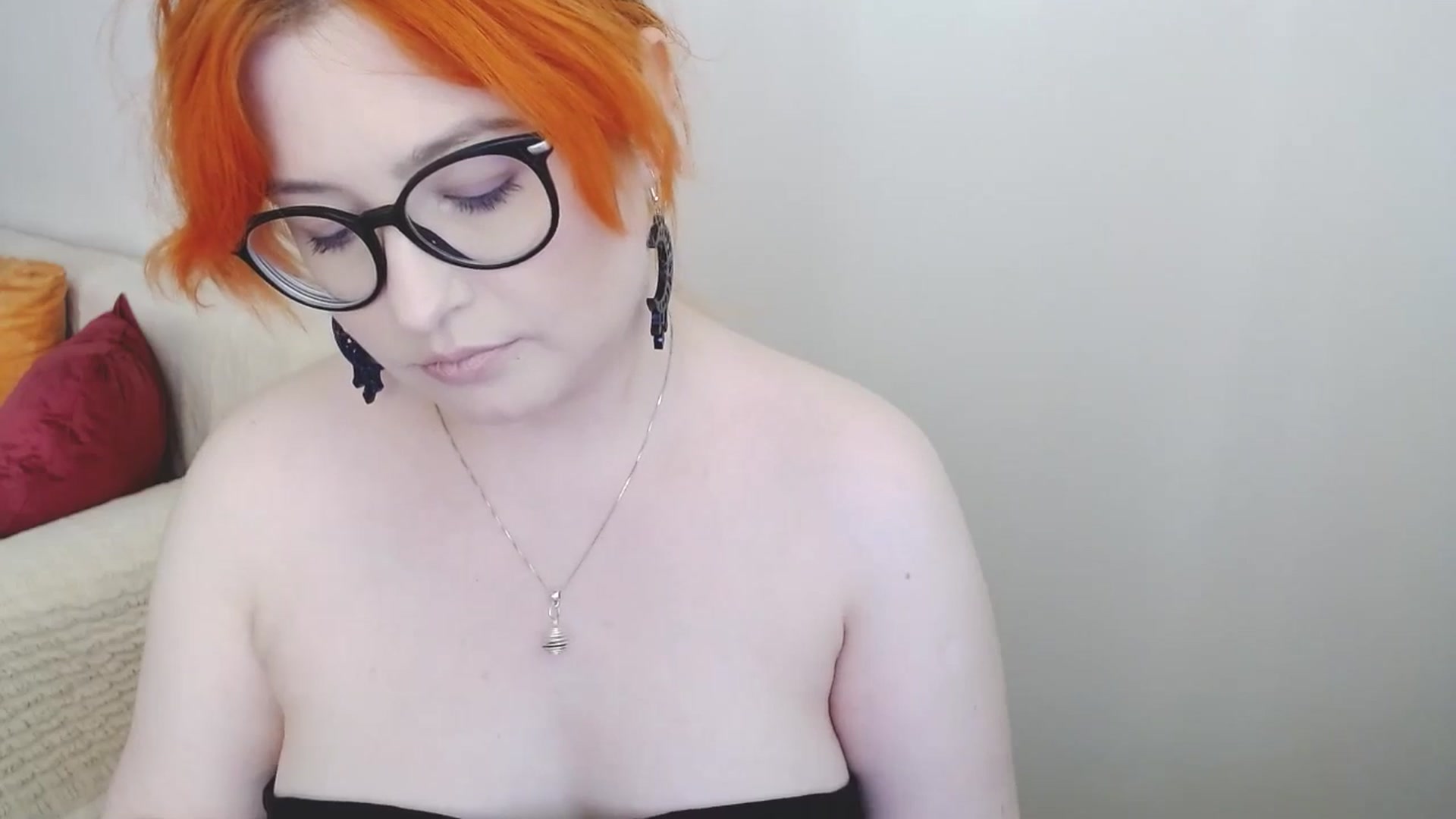 Gallery image thumbnail from EvaStar19's myfreecams stream on, 08/03/2024, 16:33 image 9 of 20