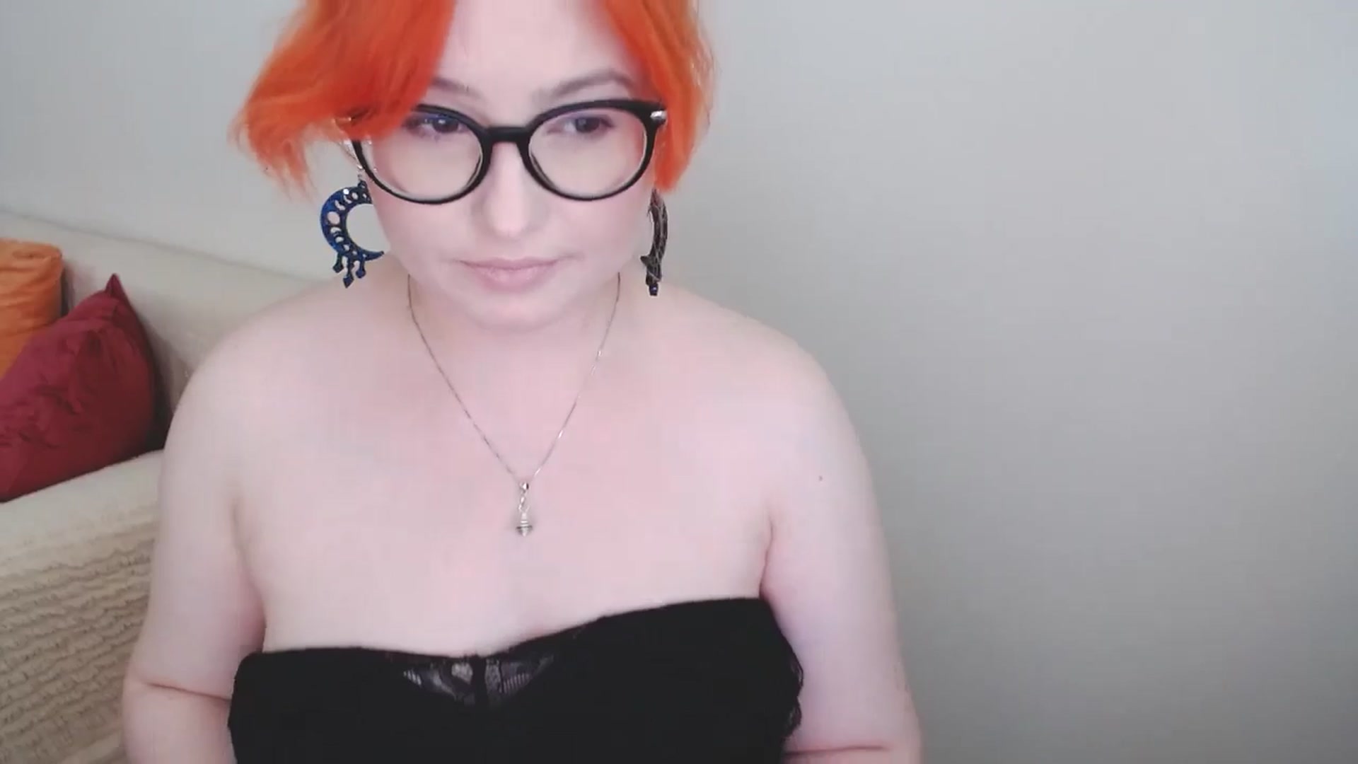 Gallery image thumbnail from EvaStar19's myfreecams stream on, 08/03/2024, 16:33 image 4 of 20