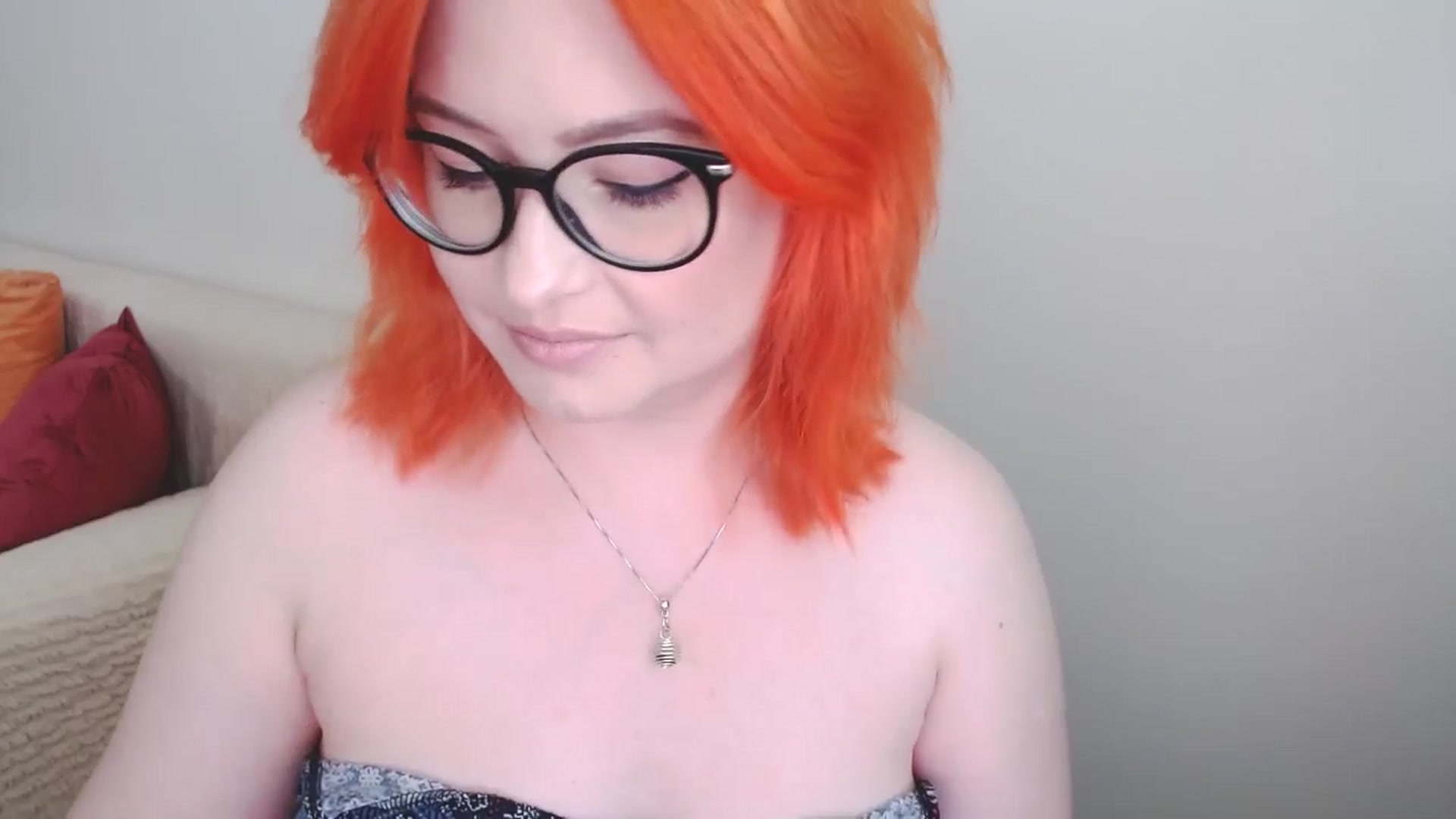 Gallery image thumbnail from EvaStar19's myfreecams stream on, 08/05/2024, 12:23 image 19 of 20
