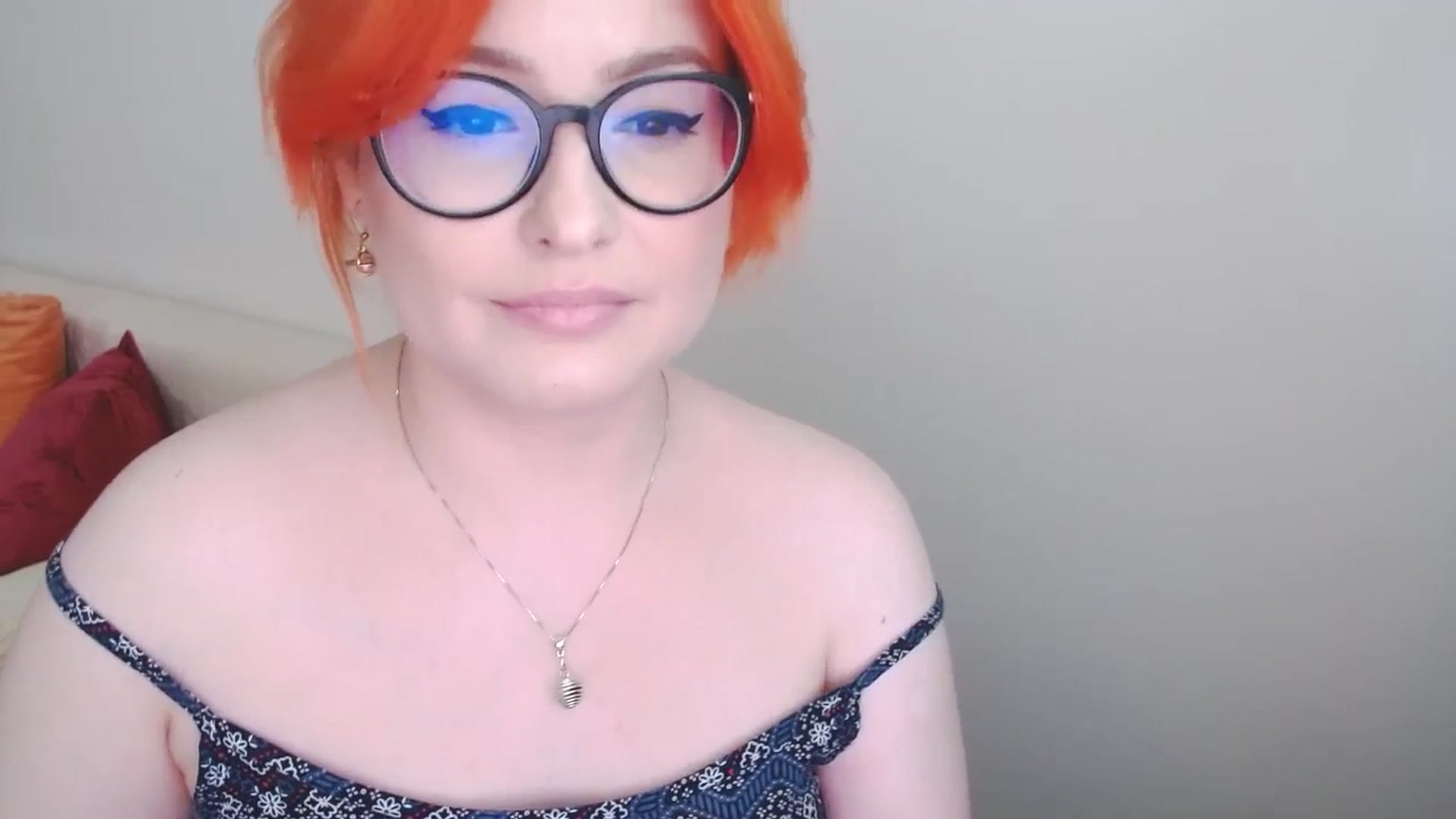 Gallery image thumbnail from EvaStar19's myfreecams stream on, 08/05/2024, 13:15 image 13 of 20