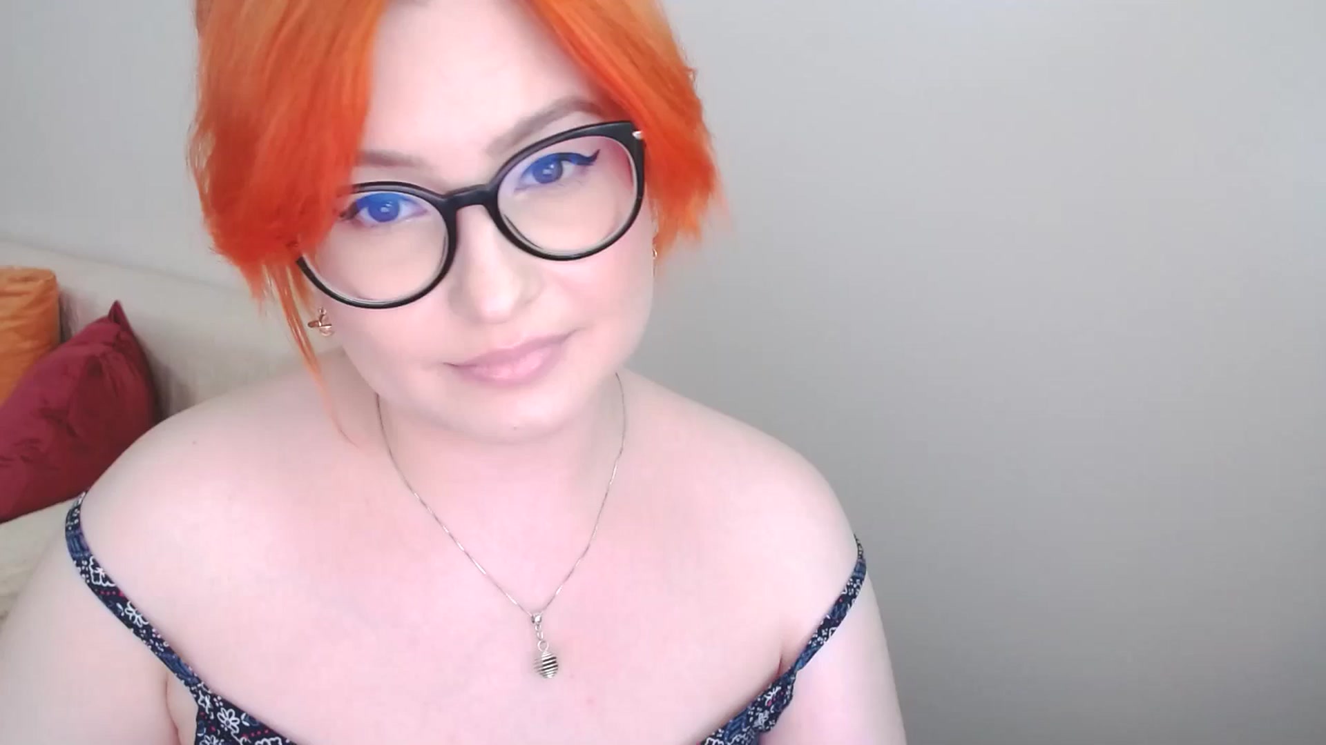 Gallery image thumbnail from EvaStar19's myfreecams stream on, 08/05/2024, 13:15 image 12 of 20