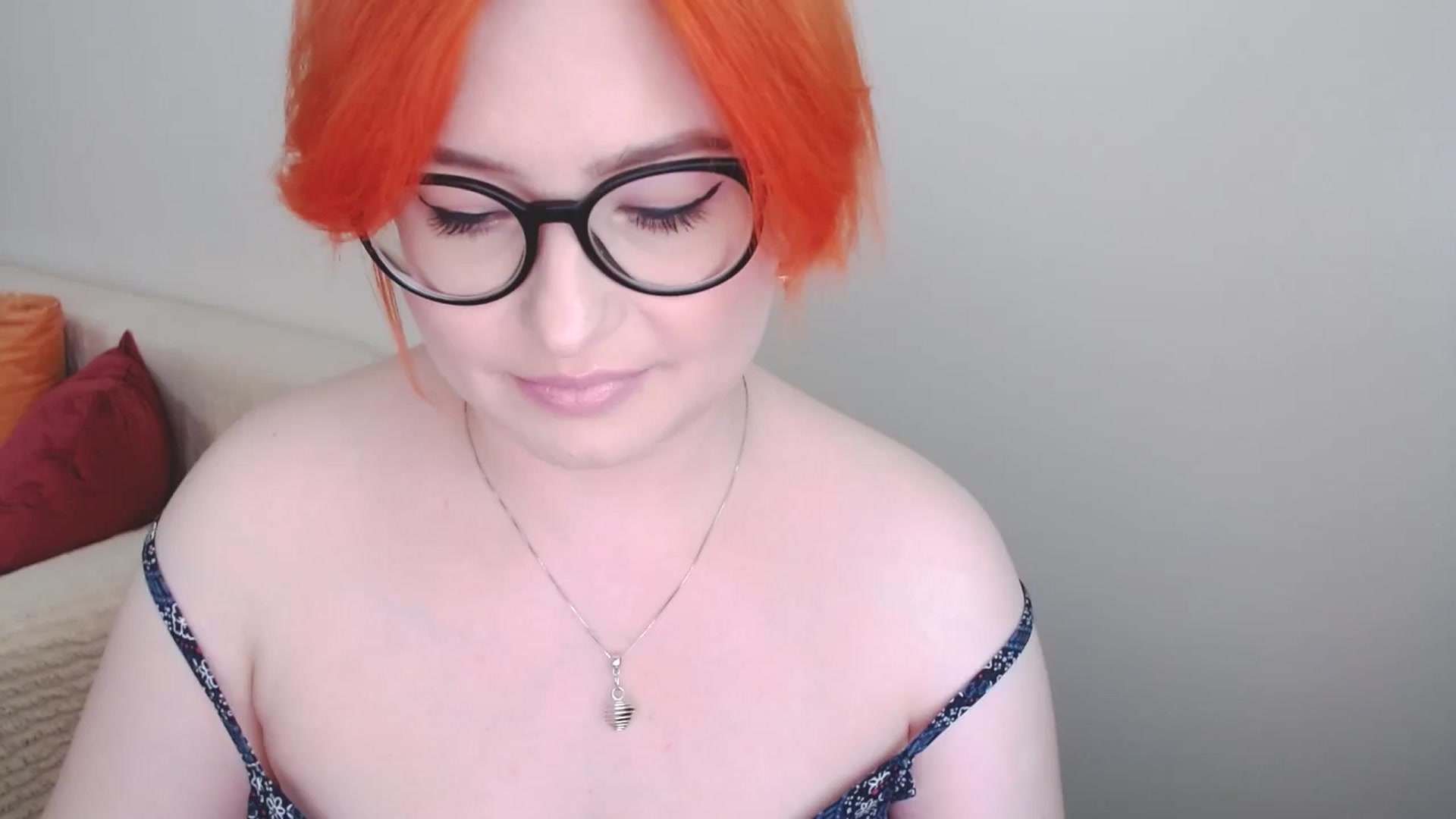 Gallery image thumbnail from EvaStar19's myfreecams stream on, 08/05/2024, 13:15 image 6 of 20