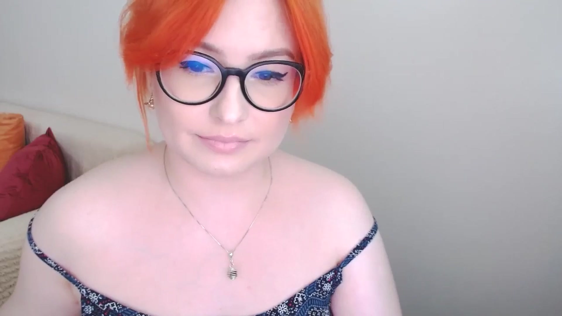 Gallery image thumbnail from EvaStar19's myfreecams stream on, 08/05/2024, 13:15 image 8 of 20