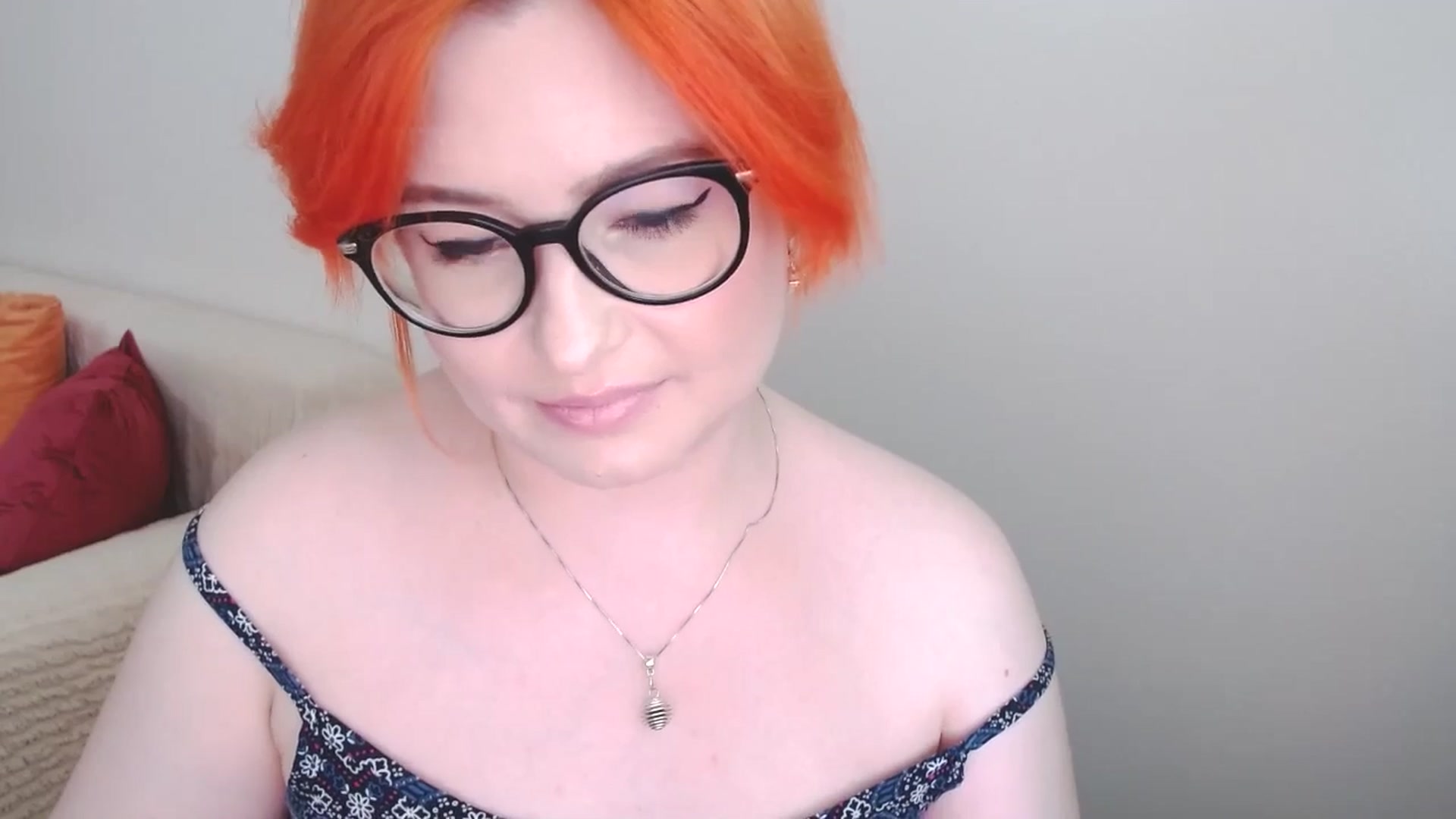 Gallery image thumbnail from EvaStar19's myfreecams stream on, 08/05/2024, 13:15 image 15 of 20