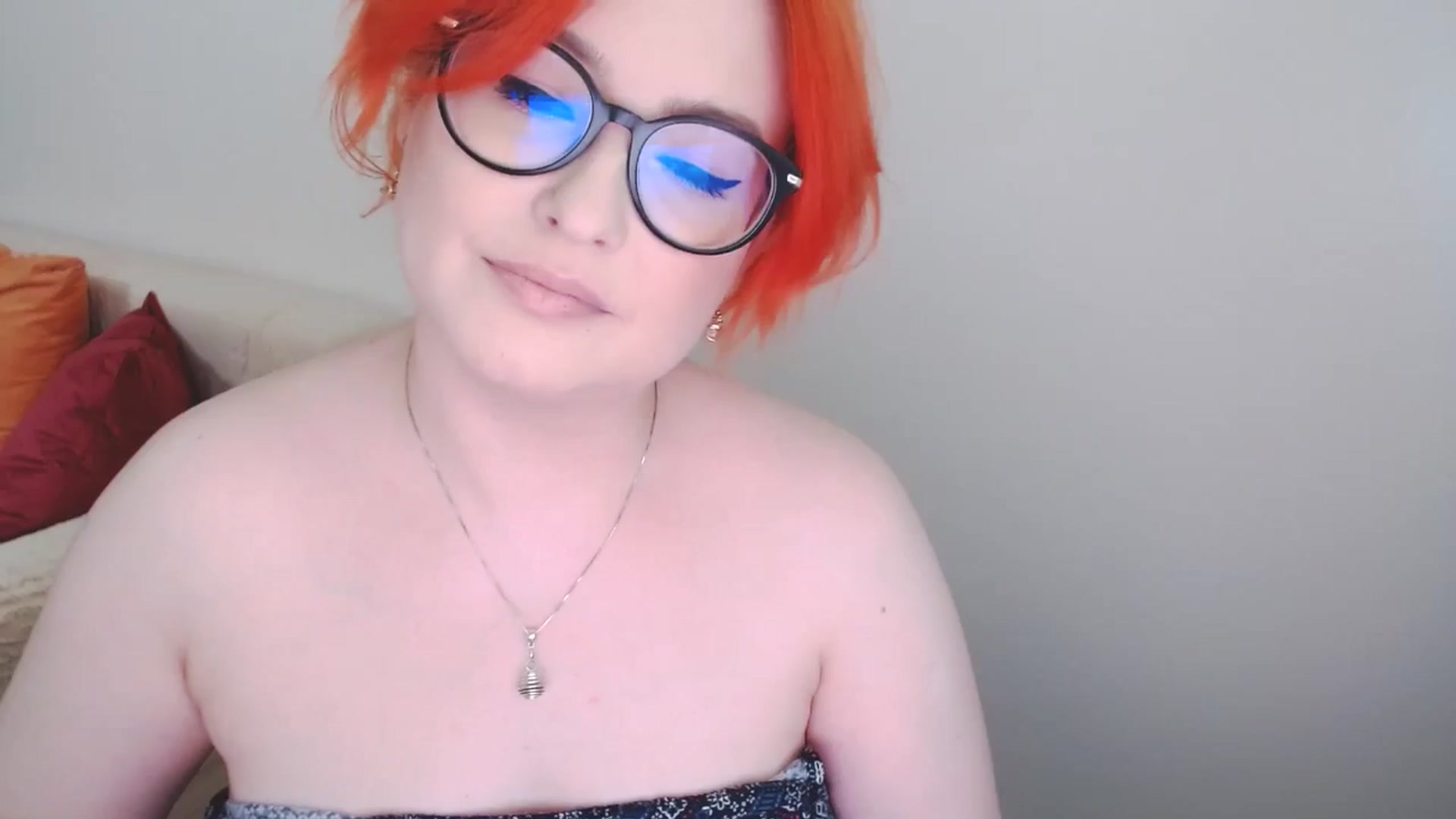 Gallery image thumbnail from EvaStar19's myfreecams stream on, 08/05/2024, 16:32 image 9 of 20