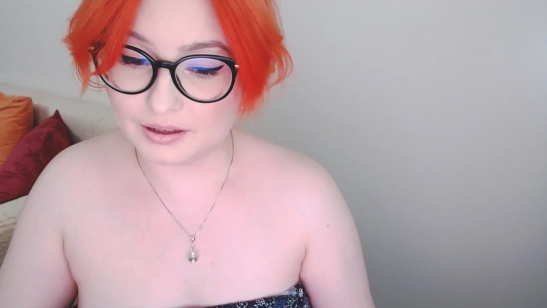 Gallery image thumbnail from EvaStar19's myfreecams stream on, 08/05/2024, 16:32 image 11 of 20