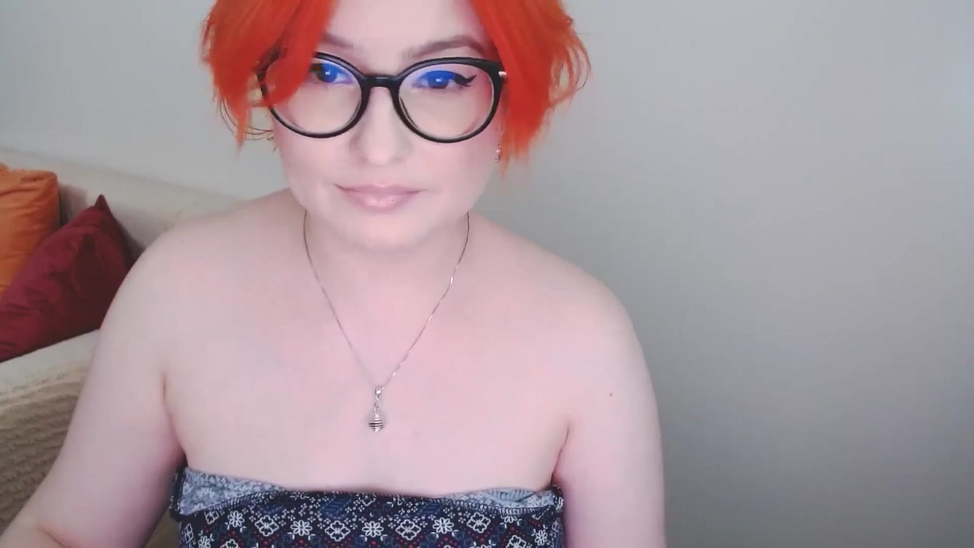 Gallery image thumbnail from EvaStar19's myfreecams stream on, 08/05/2024, 16:32 image 7 of 20
