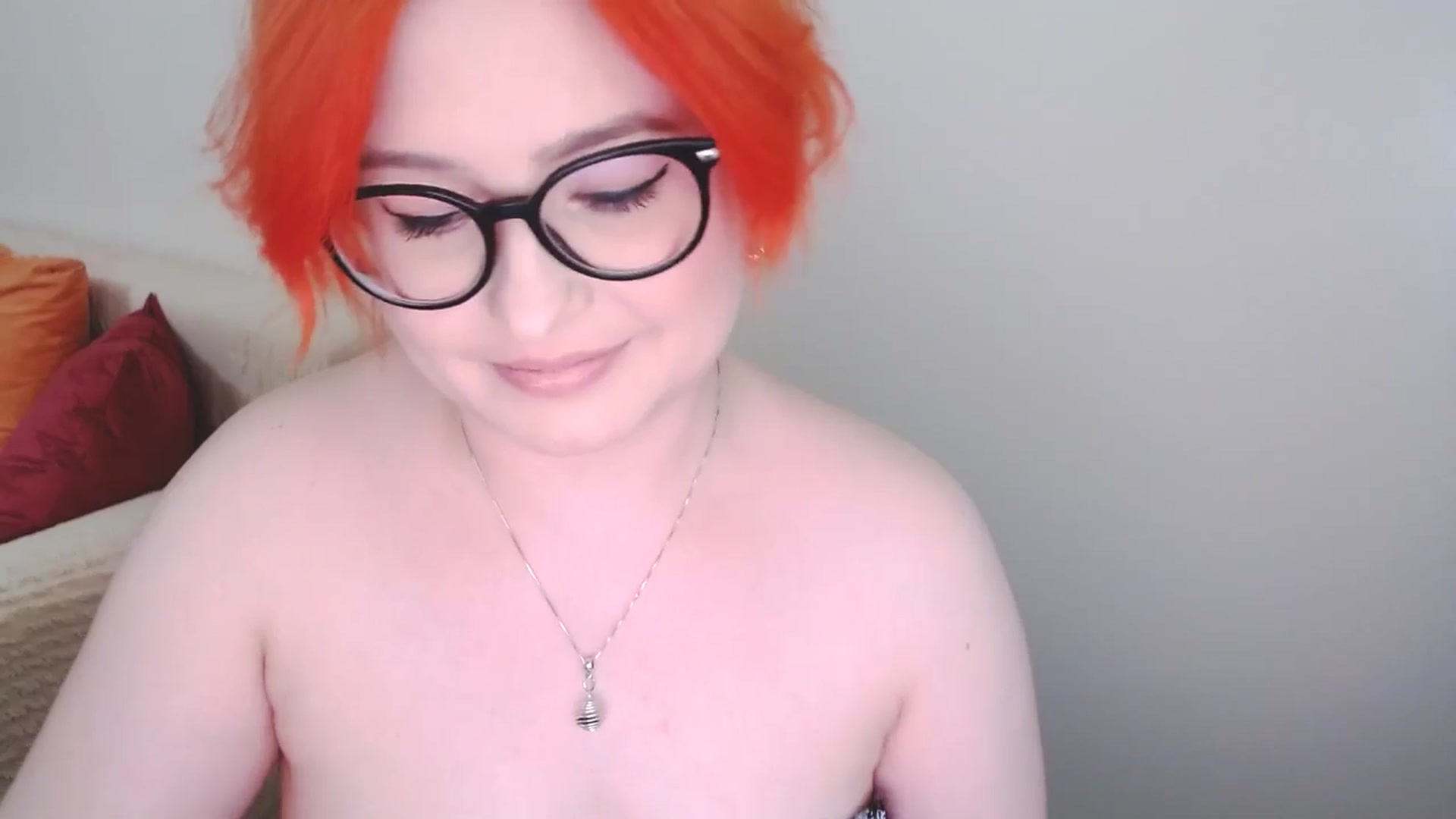 Gallery image thumbnail from EvaStar19's myfreecams stream on, 08/05/2024, 16:32 image 15 of 20