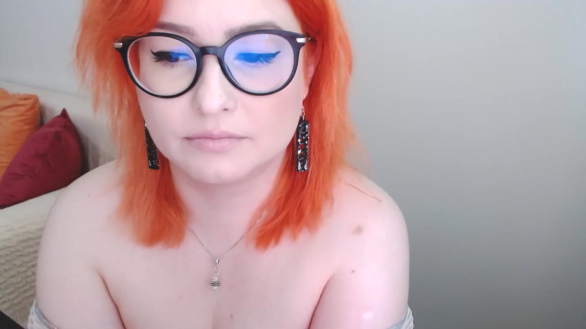 Gallery image thumbnail from EvaStar19's myfreecams stream on, 08/07/2024, 13:37 image 2 of 20