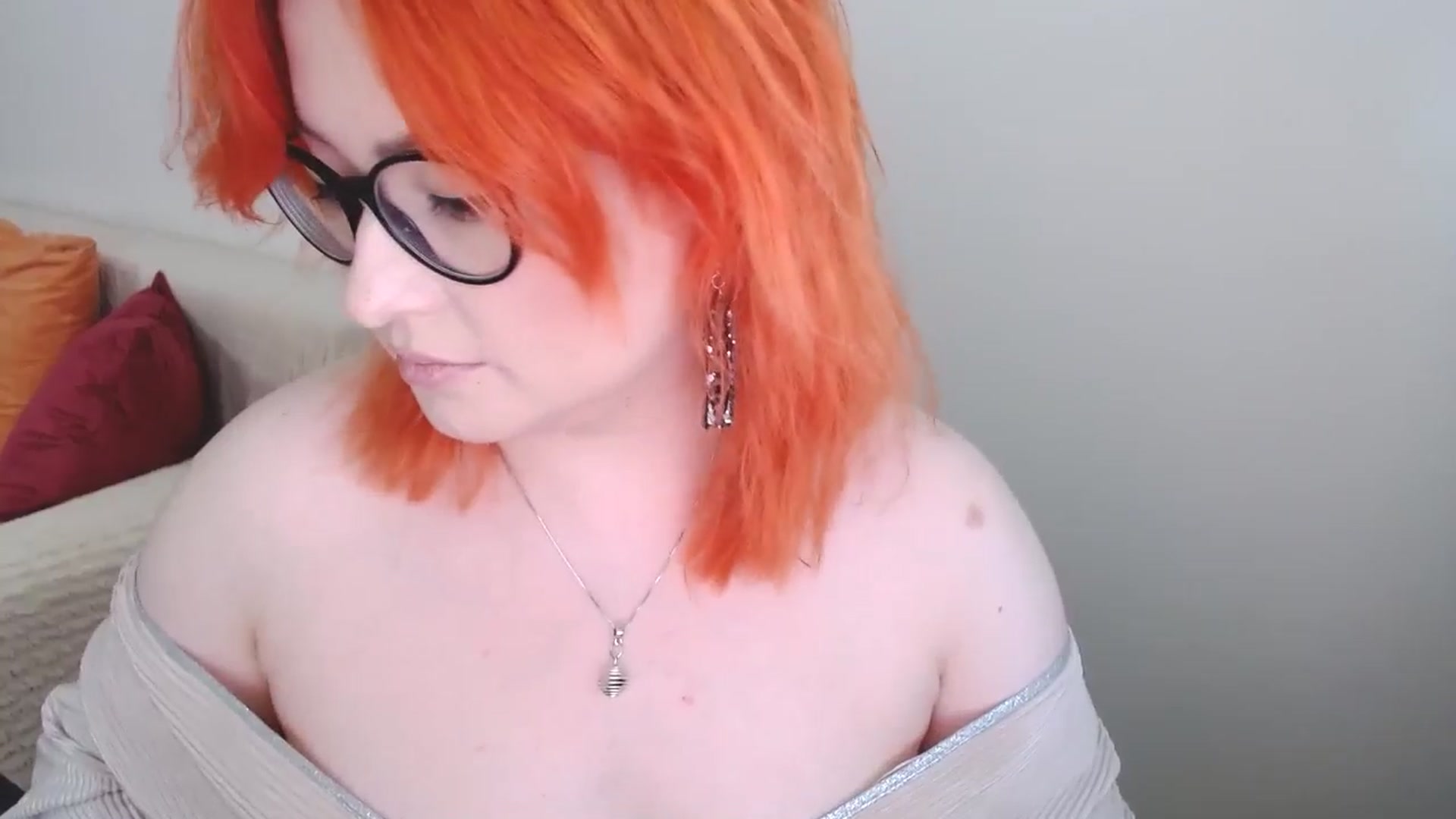 Gallery image thumbnail from EvaStar19's myfreecams stream on, 08/07/2024, 13:37 image 18 of 20