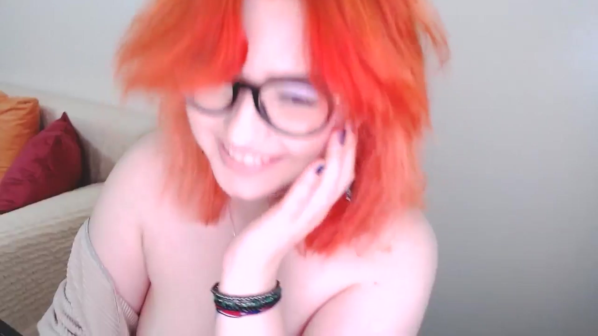 Gallery image thumbnail from EvaStar19's myfreecams stream on, 08/07/2024, 16:45 image 12 of 20