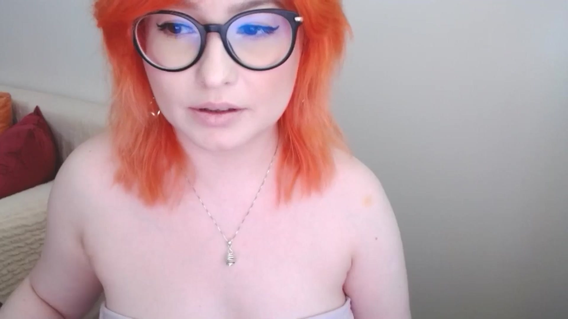 Gallery image thumbnail from EvaStar19's myfreecams stream on, 08/10/2024, 13:21 image 19 of 20