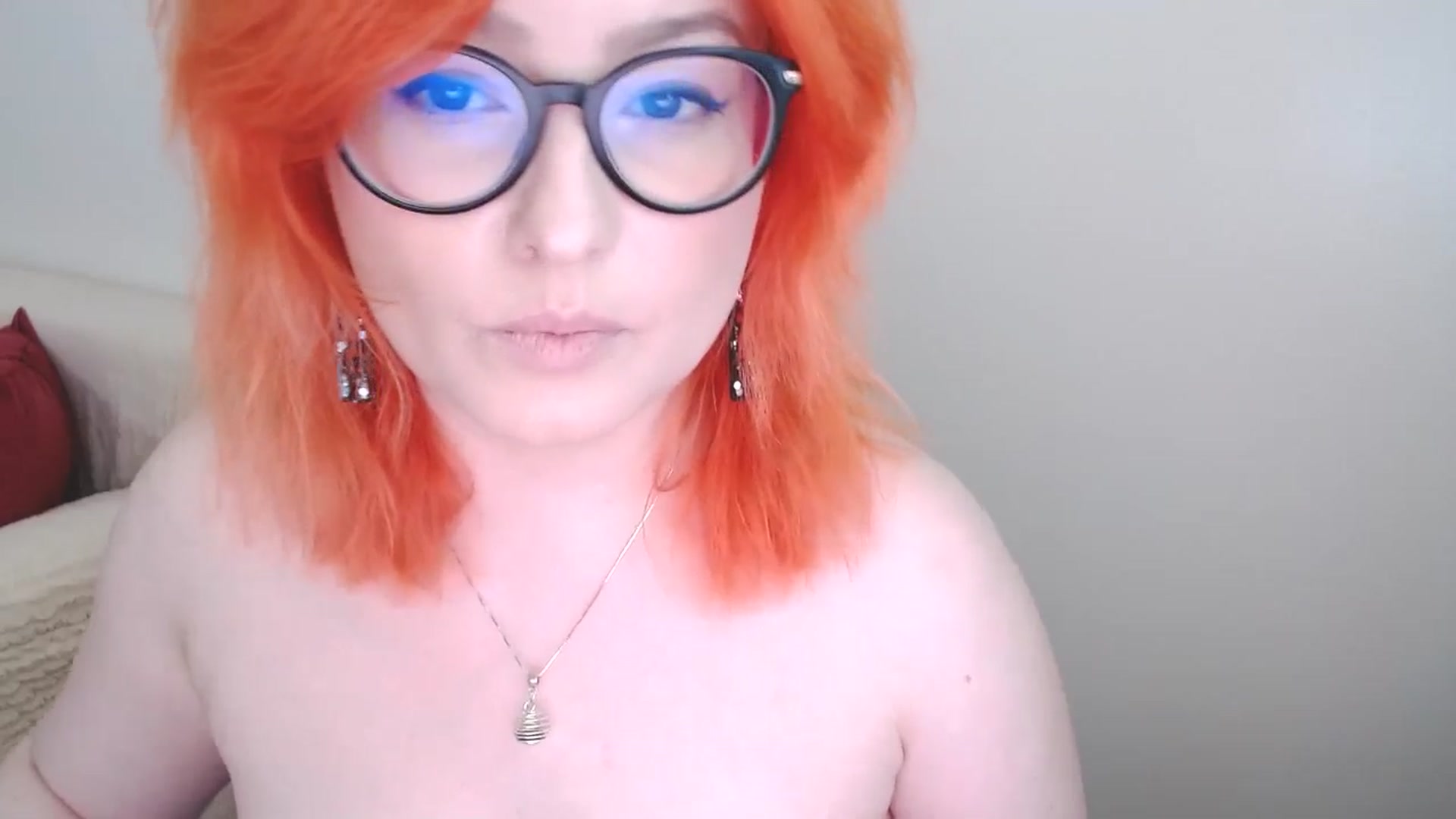 Gallery image thumbnail from EvaStar19's myfreecams stream on, 08/12/2024, 13:19 image 19 of 20