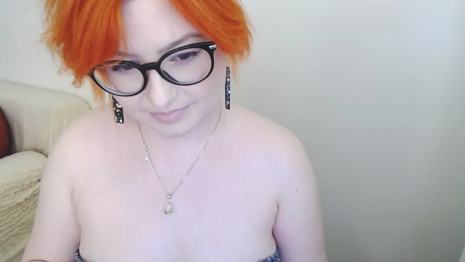 Gallery image thumbnail from EvaStar19's myfreecams stream on, 08/12/2024, 16:42 image 16 of 20