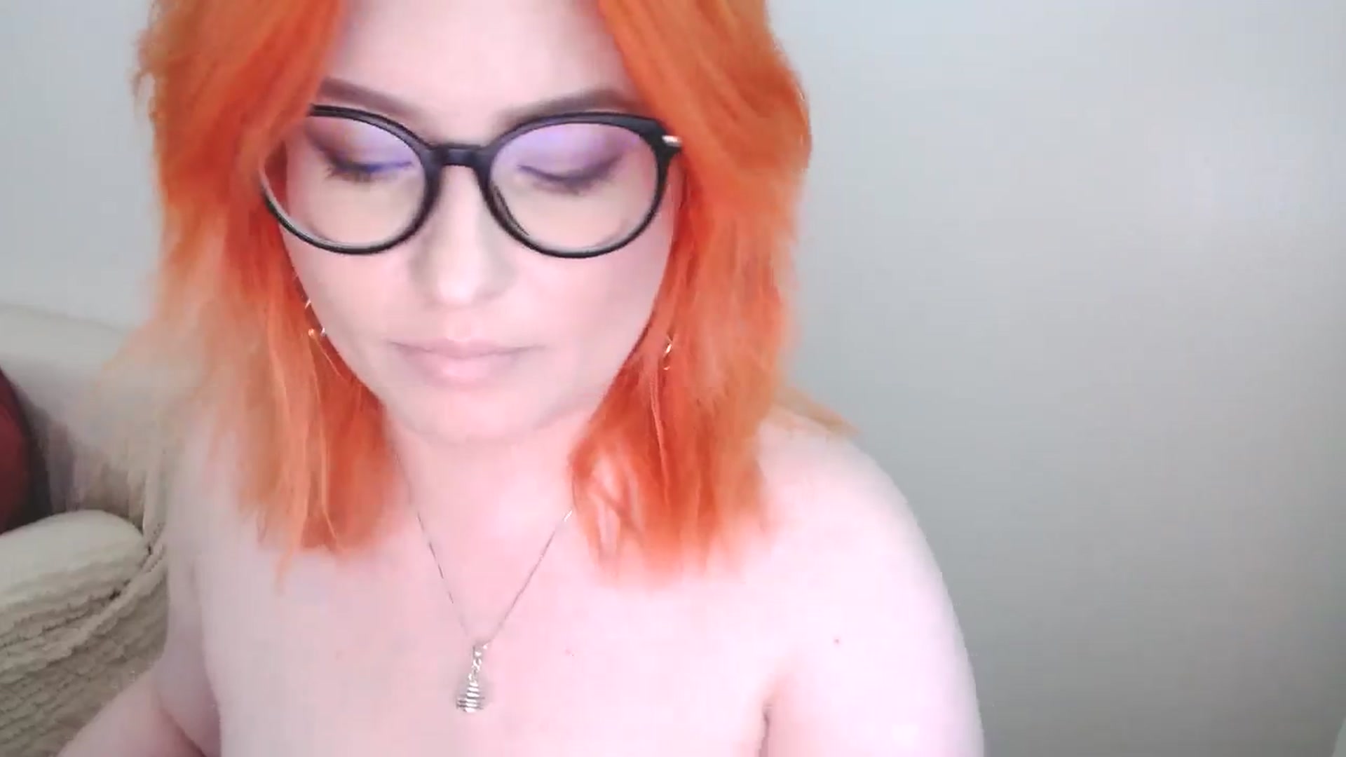 Gallery image thumbnail from EvaStar19's myfreecams stream on, 08/14/2024, 12:14 image 16 of 20
