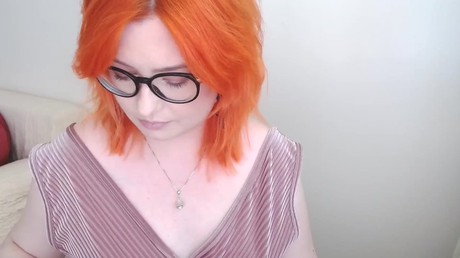 Gallery image thumbnail from EvaStar19's myfreecams stream on, 08/17/2024, 14:45 image 16 of 20