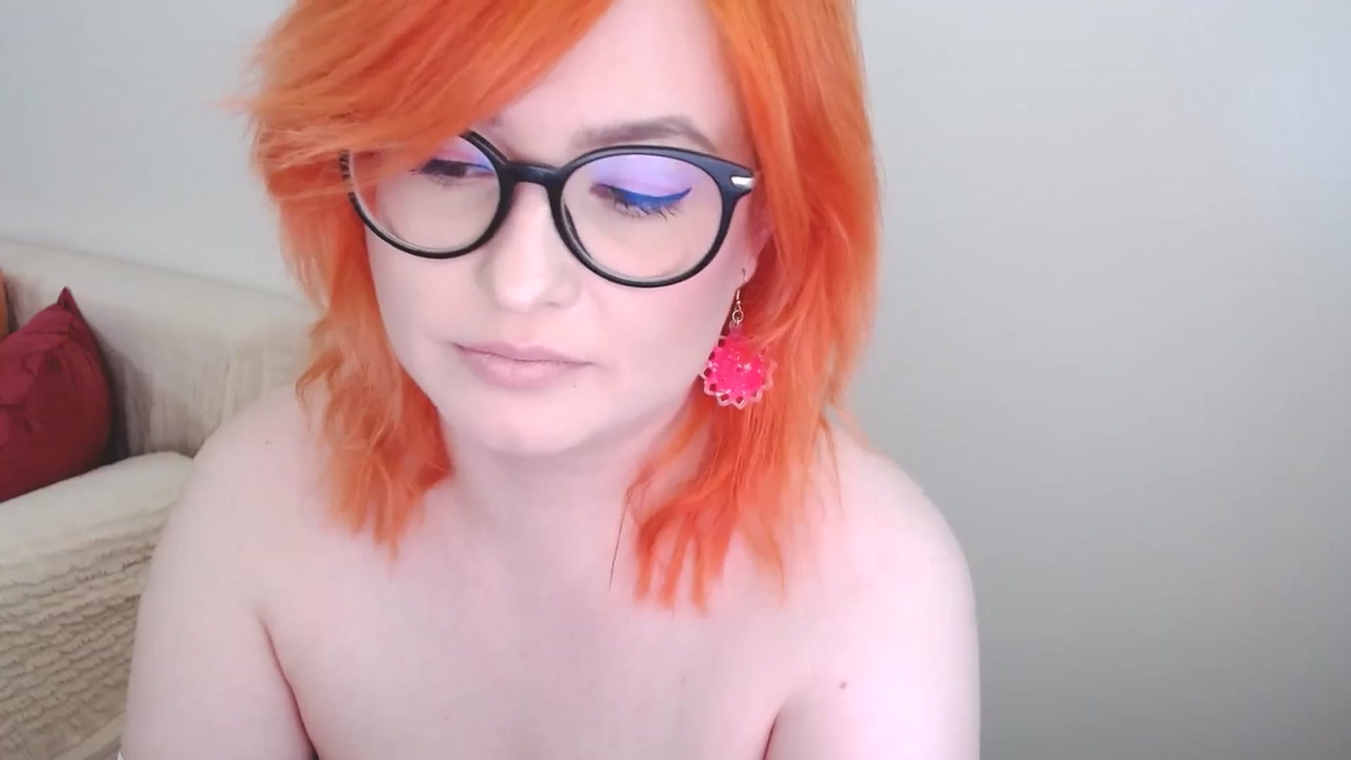 Gallery image thumbnail from EvaStar19's myfreecams stream on, 08/21/2024, 13:56 image 9 of 20