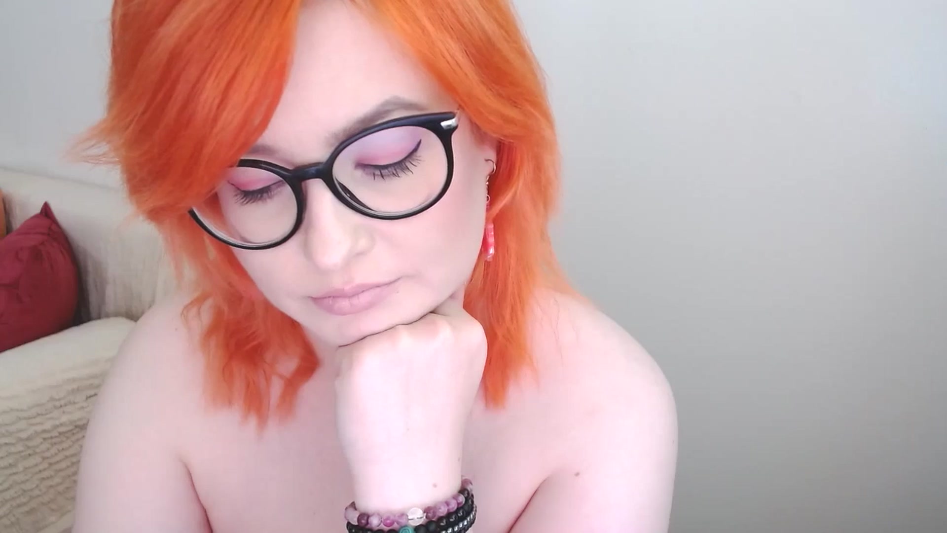 Gallery image thumbnail from EvaStar19's myfreecams stream on, 08/21/2024, 14:51 image 5 of 20
