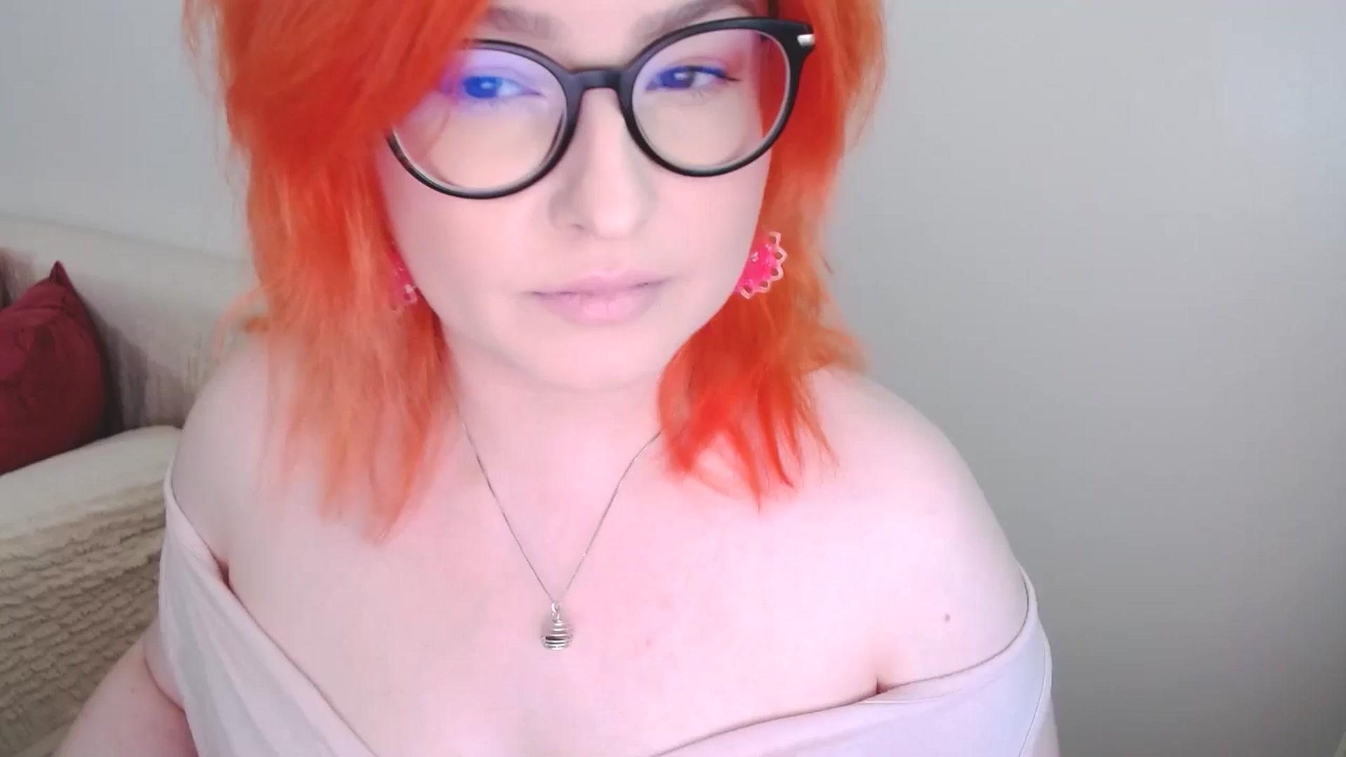 Gallery image thumbnail from EvaStar19's myfreecams stream on, 08/26/2024, 10:20 image 1 of 20