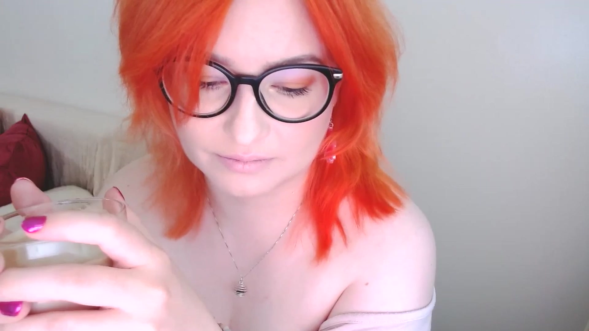 Gallery image thumbnail from EvaStar19's myfreecams stream on, 08/26/2024, 10:20 image 6 of 20