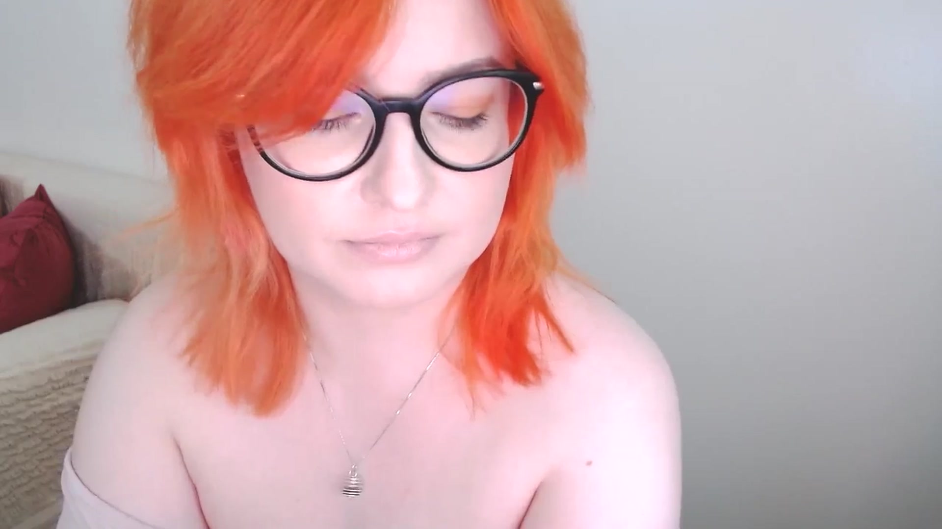 Gallery image thumbnail from EvaStar19's myfreecams stream on, 08/26/2024, 12:26 image 7 of 20