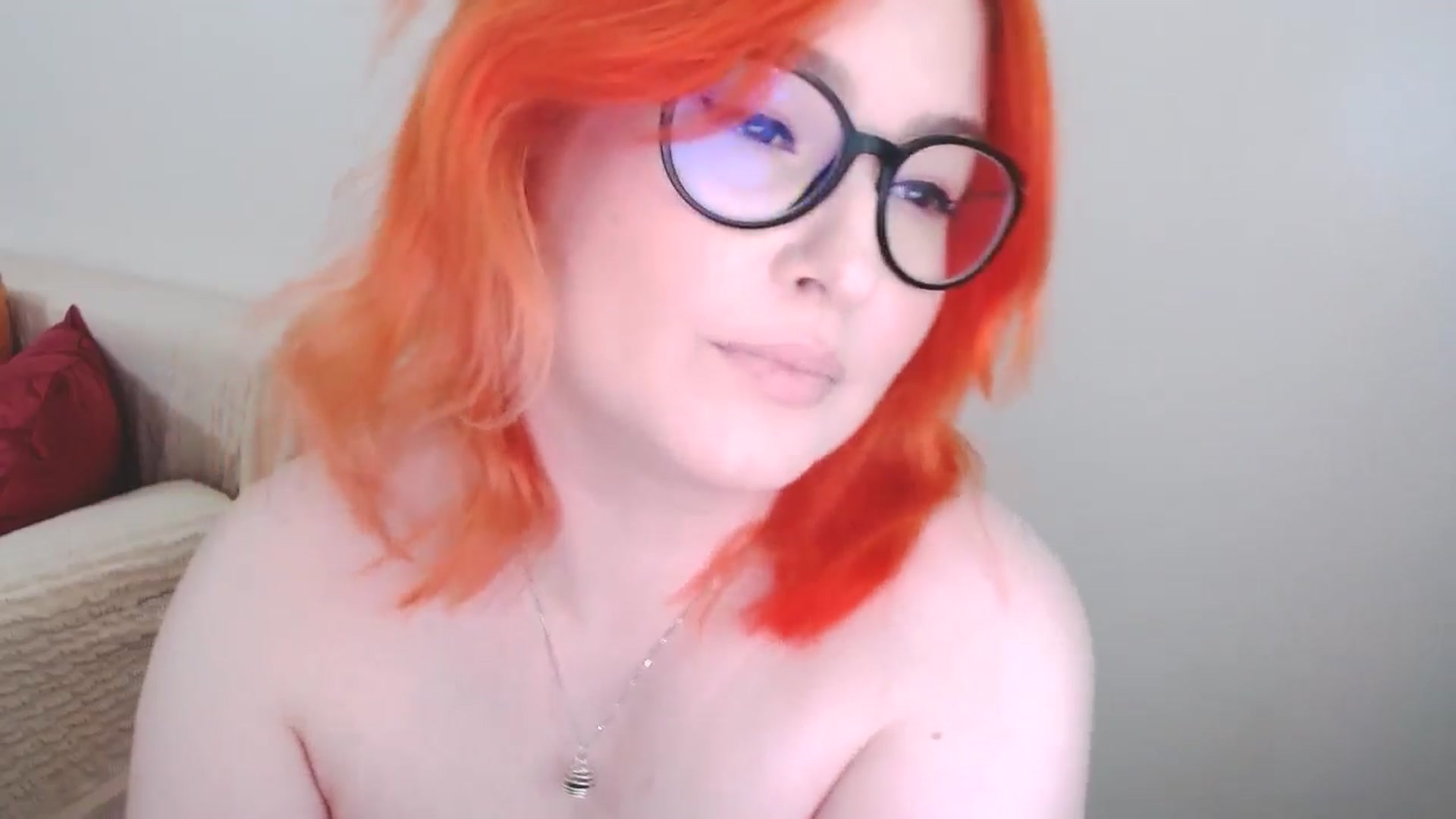Gallery image thumbnail from EvaStar19's myfreecams stream on, 08/28/2024, 10:18 image 14 of 20
