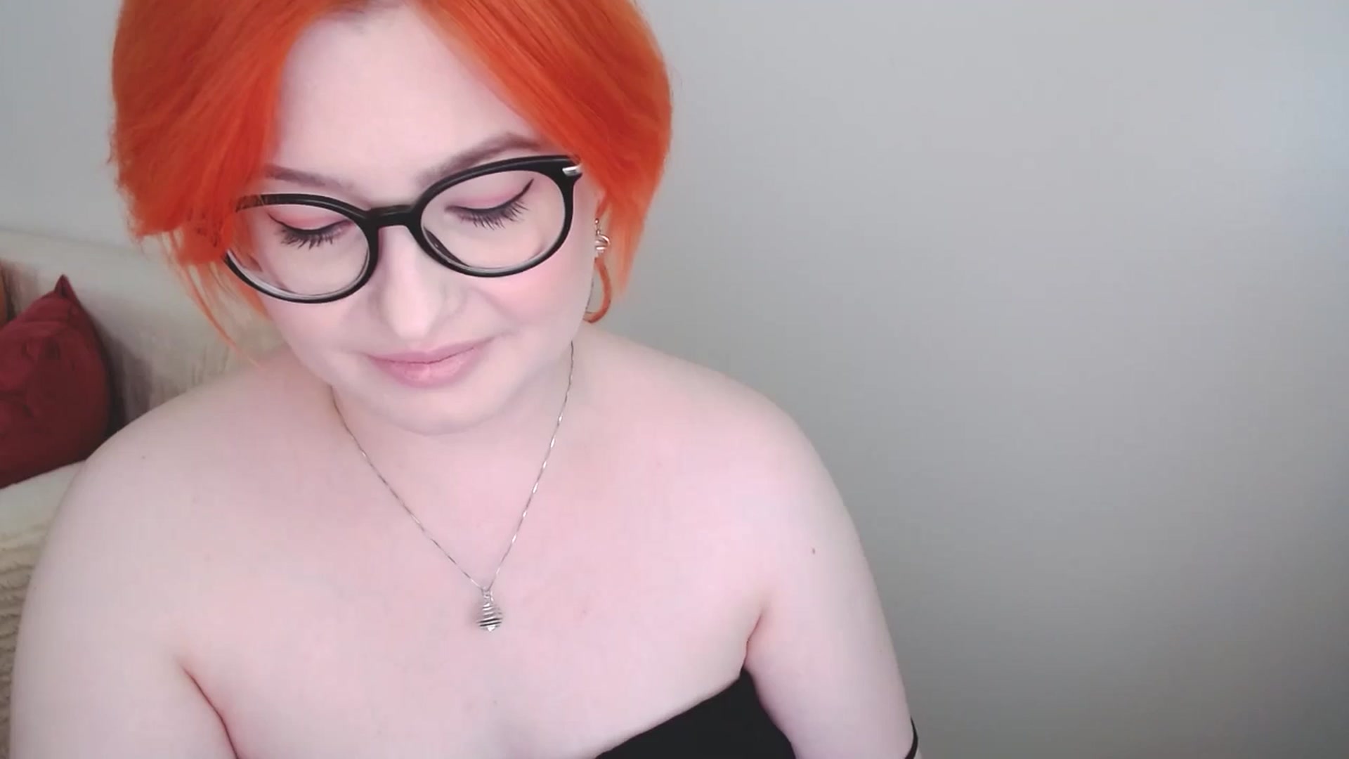 Gallery image thumbnail from EvaStar19's myfreecams stream on, 08/28/2024, 11:57 image 16 of 20