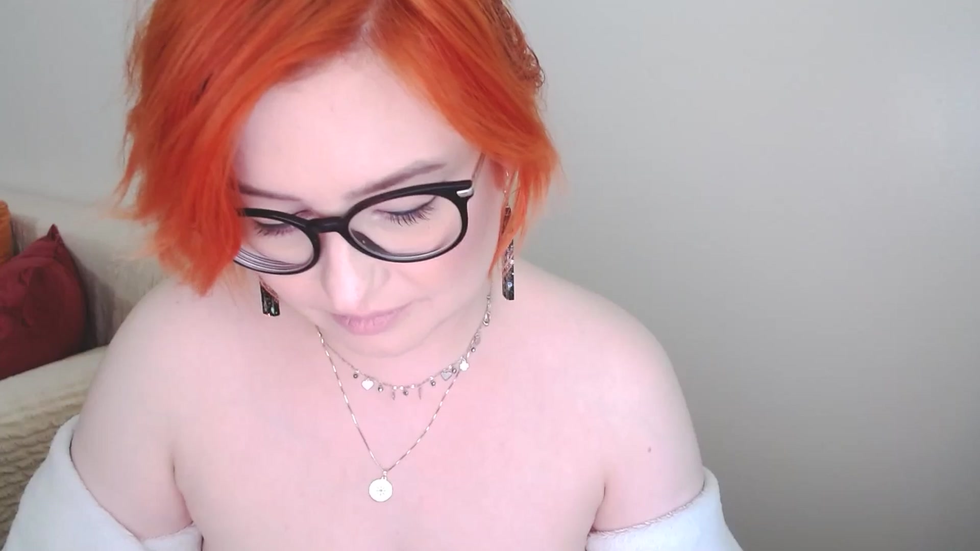 Gallery image thumbnail from EvaStar19's myfreecams stream on, 09/22/2024, 13:12 image 20 of 20