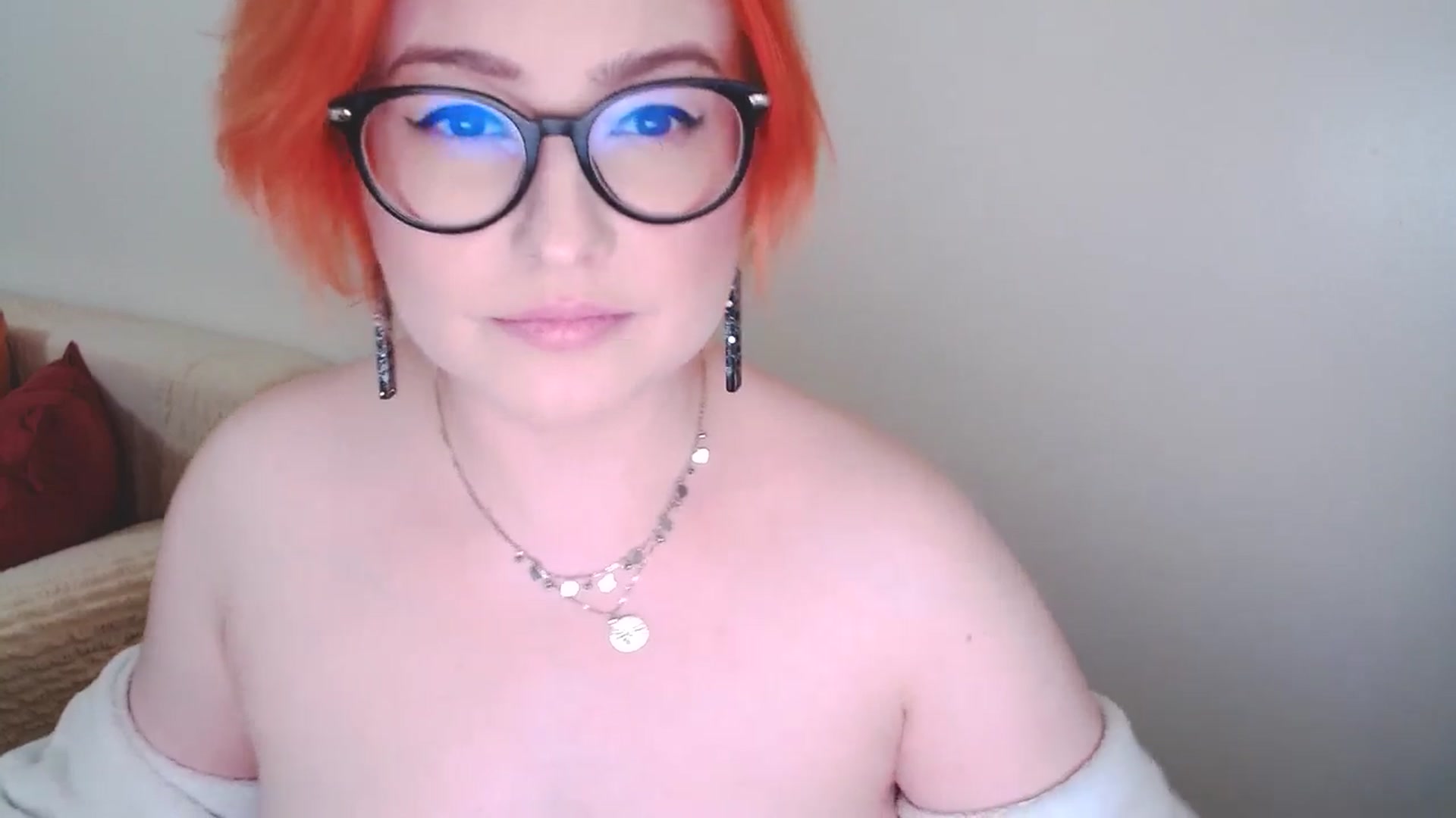 Gallery image thumbnail from EvaStar19's myfreecams stream on, 09/22/2024, 15:50 image 14 of 20