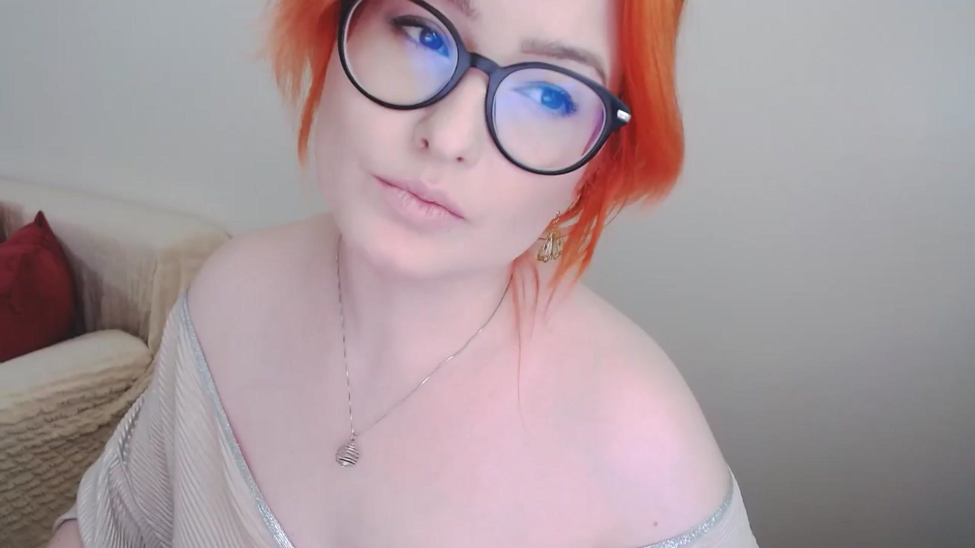 Gallery image thumbnail from EvaStar19's myfreecams stream on, 09/26/2024, 14:36 image 15 of 20
