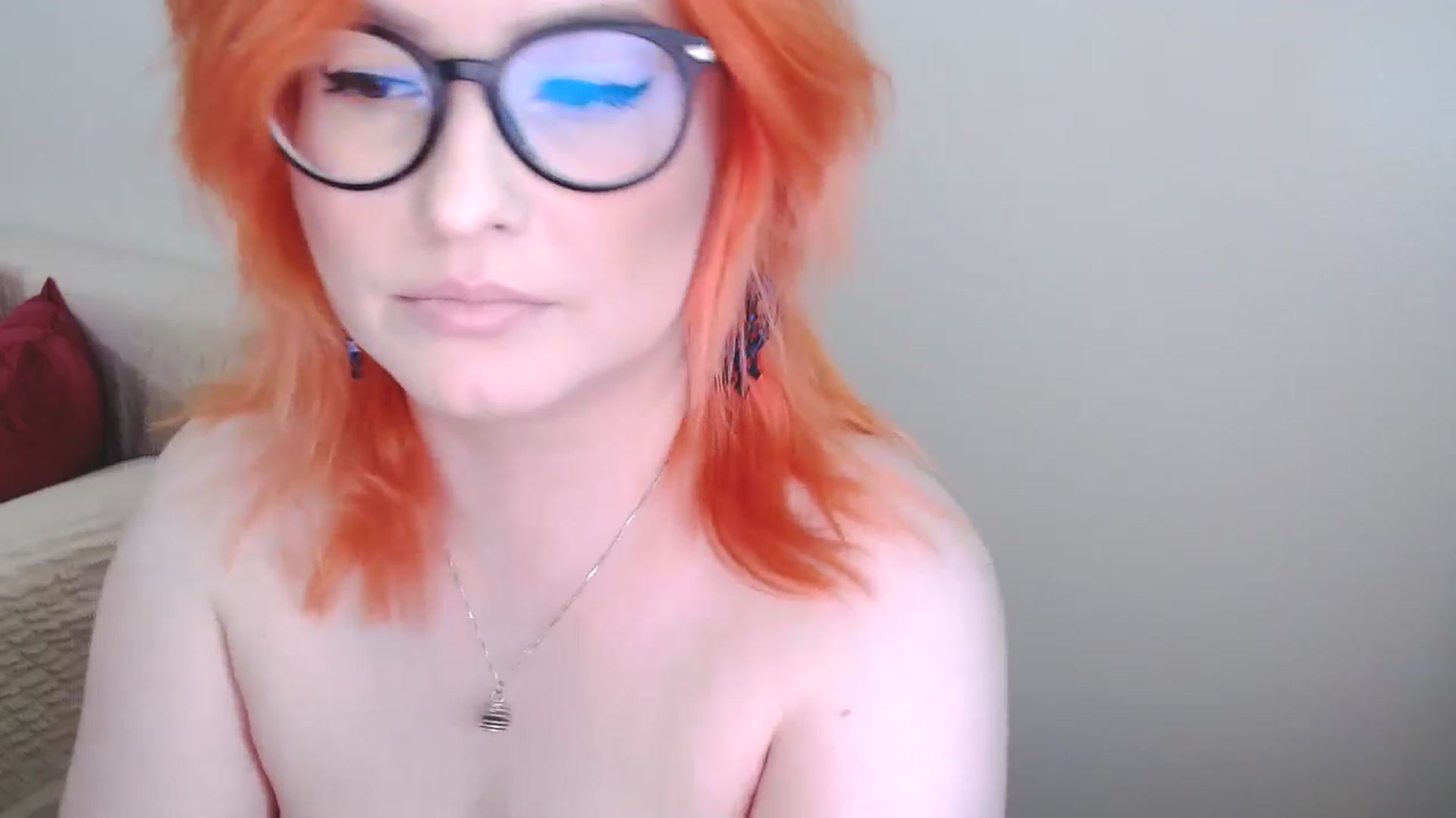 Gallery image thumbnail from EvaStar19's myfreecams stream on, 09/28/2024, 09:18 image 17 of 20
