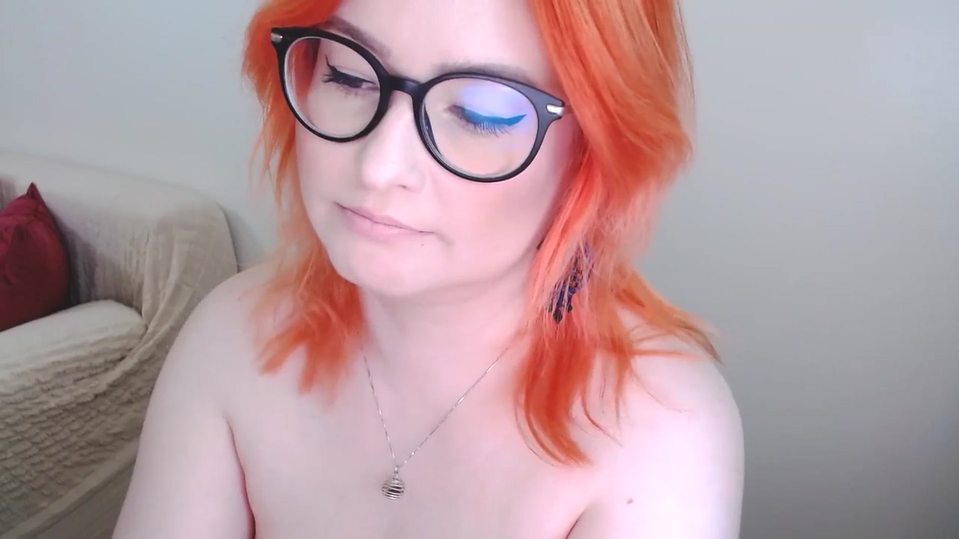 Gallery image thumbnail from EvaStar19's myfreecams stream on, 09/28/2024, 09:18 image 20 of 20